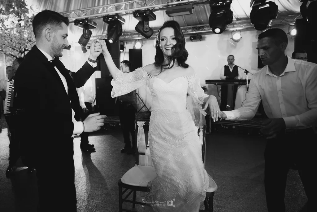 Laura + Bogdan-2188_o.jpg