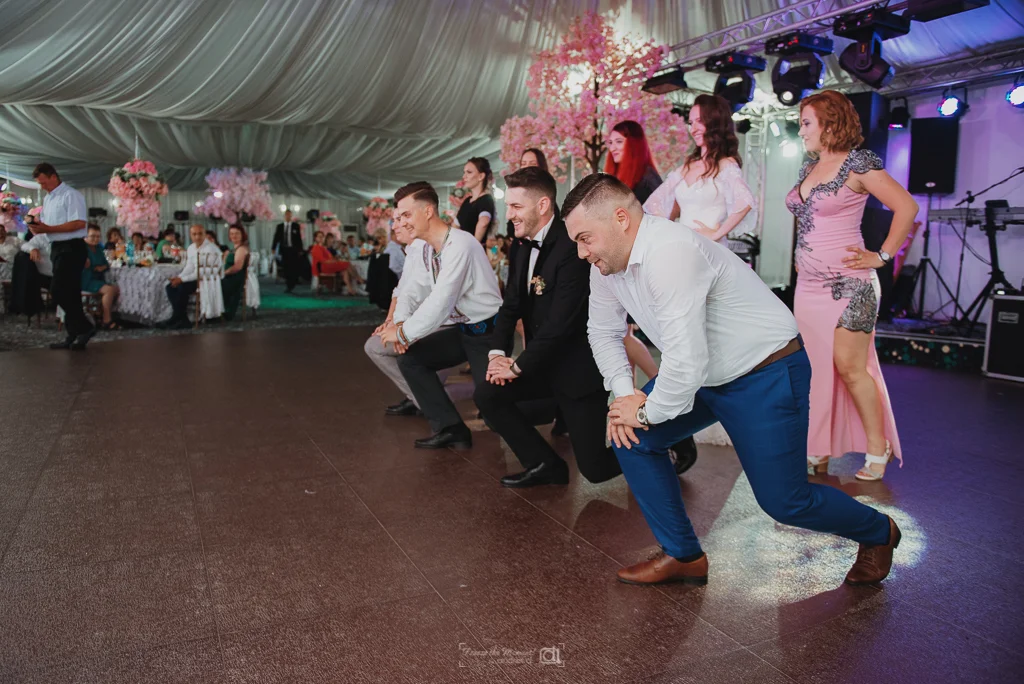 Laura + Bogdan-2196_o.jpg