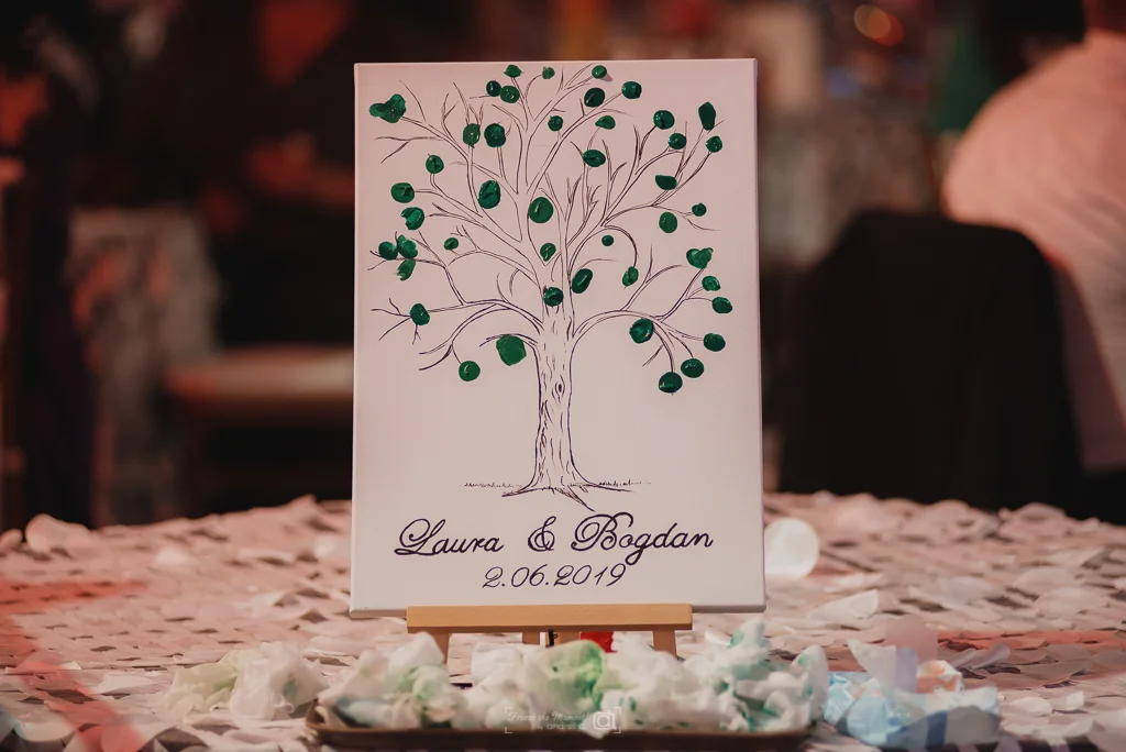 Laura + Bogdan-2288_o.jpg