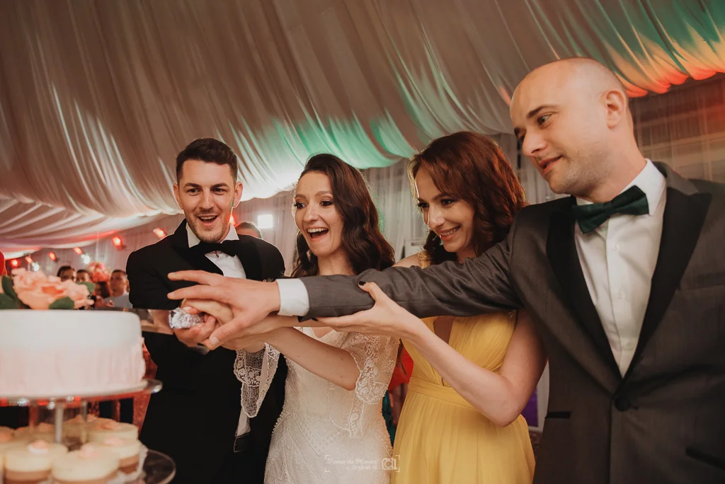 Laura + Bogdan-2313_o.jpg