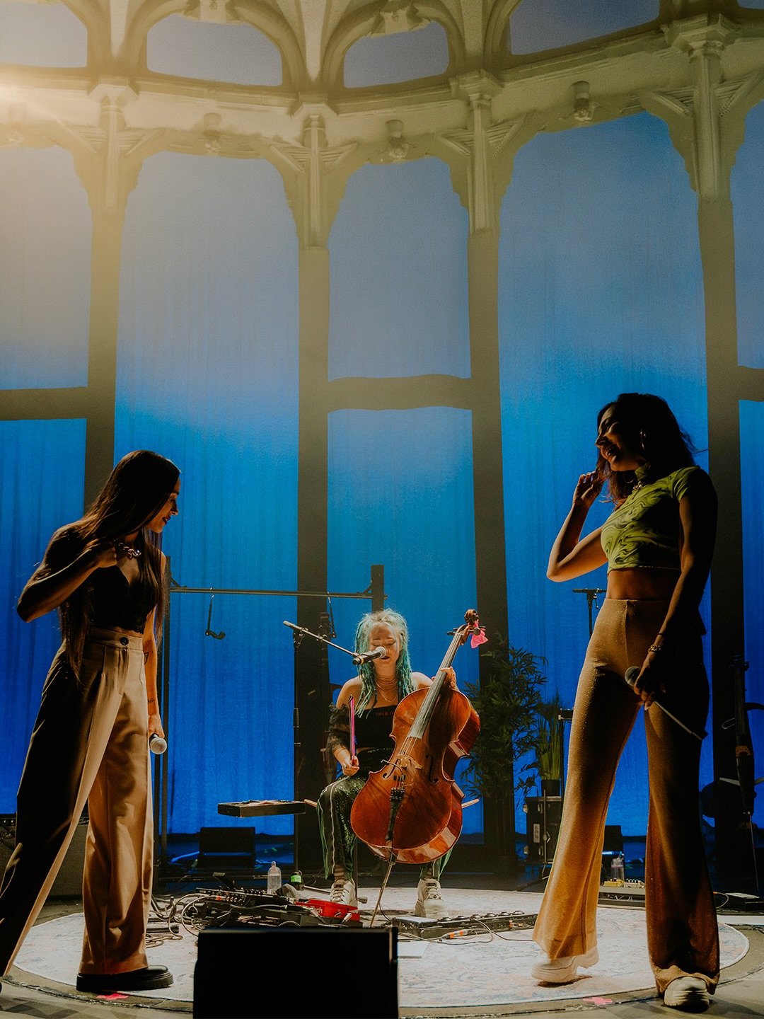 La tourn&eacute;e S&rsquo;aimer c&rsquo;est une gal&egrave;re commence dans deux semaines !!!
Vous nous avez grave manqu&eacute;, on se retrouve o&ugrave; ? 🫶

20.02 - Nancy - @lautrecanalnancy 
21.02 - Cenon - @lerocherdepalmer 
26.02 - Bruxelles -