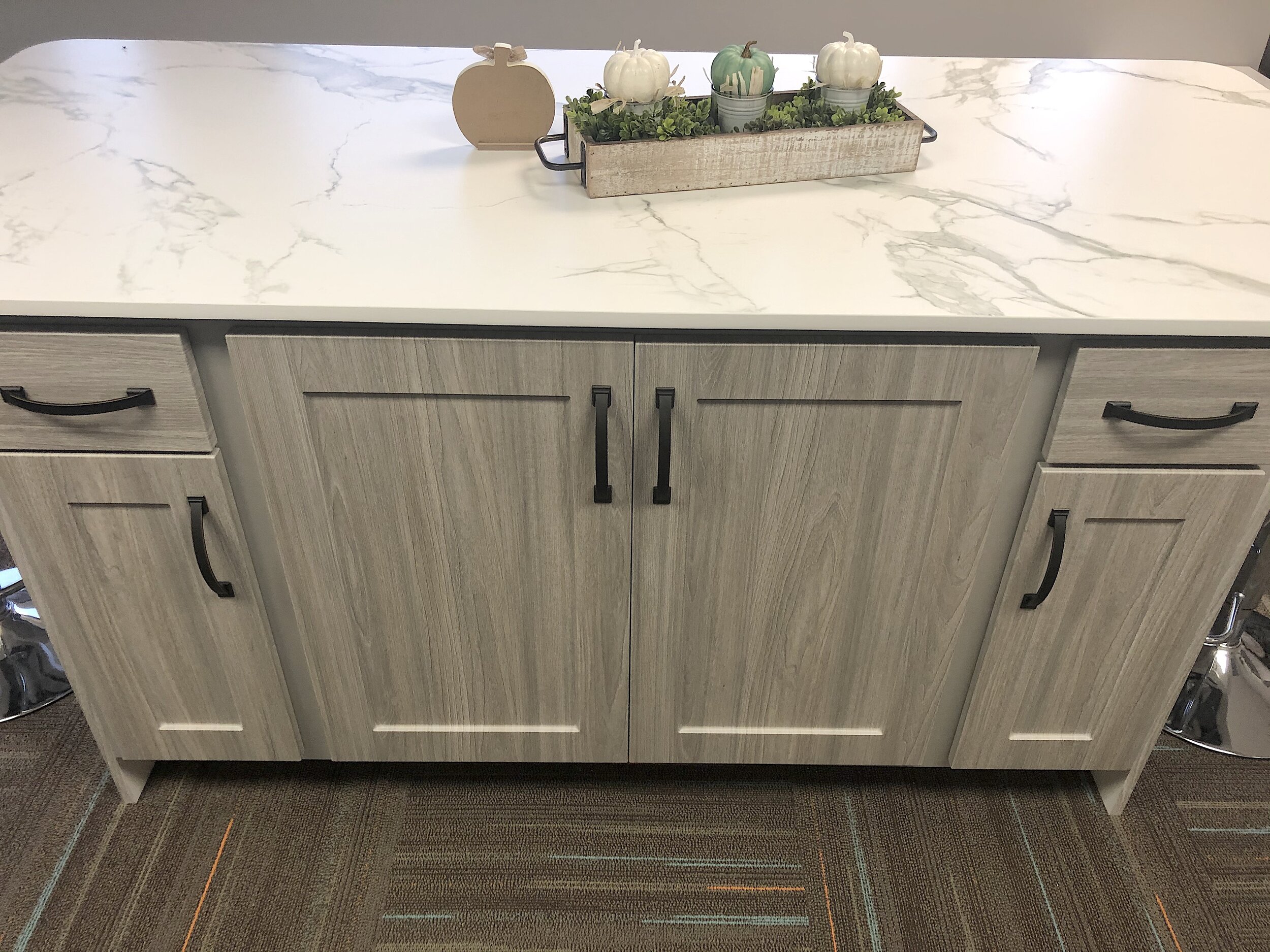 1.Island white aspen dekton.JPG