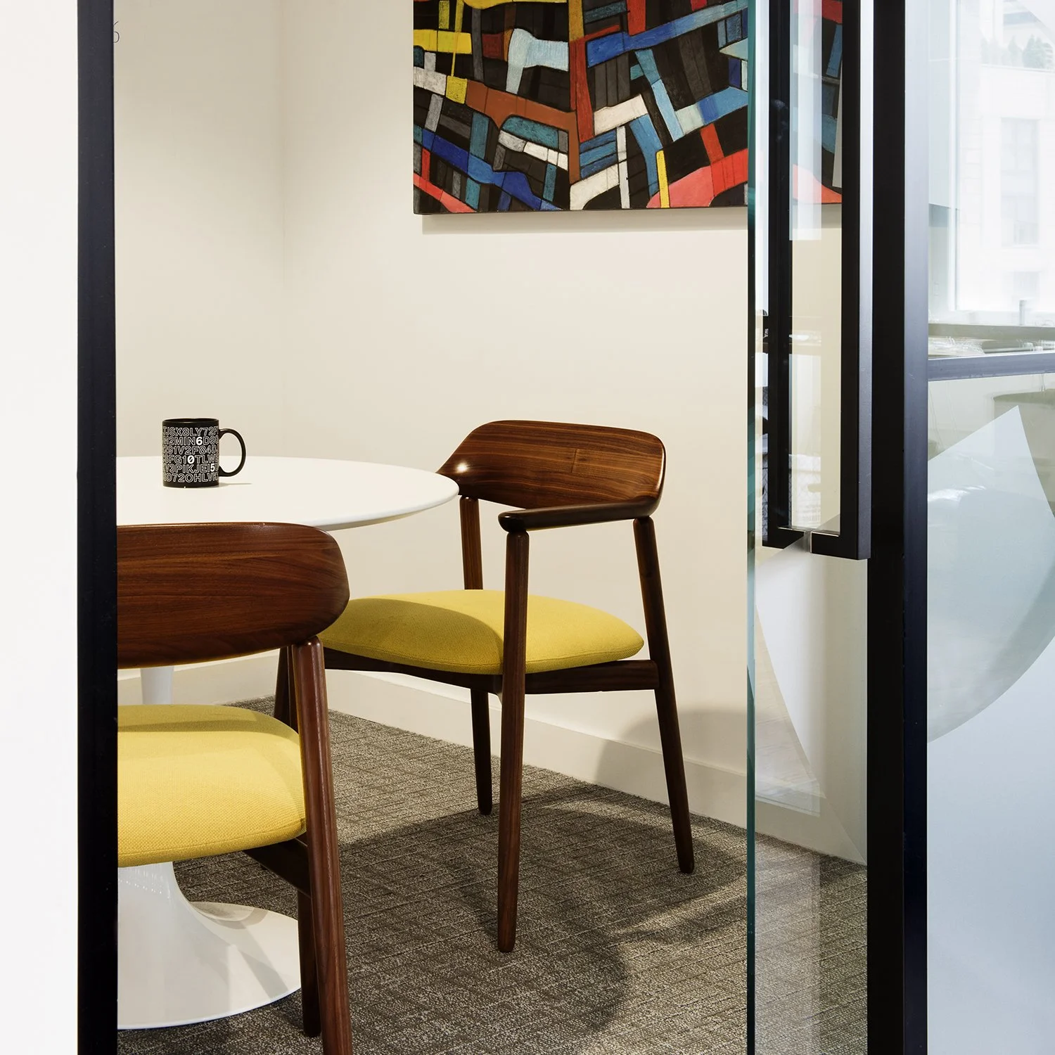 605 Office_0343 crop.jpg