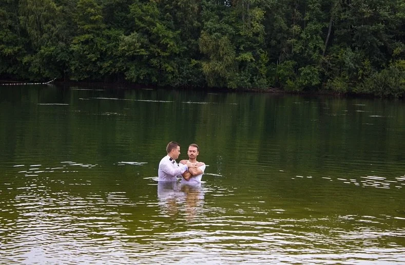 Mit Christus sterben, mit Christus auferstehen🙏🏻
Römer 6:8🙌🏻
#Taufe #liebe #jesus #kirche