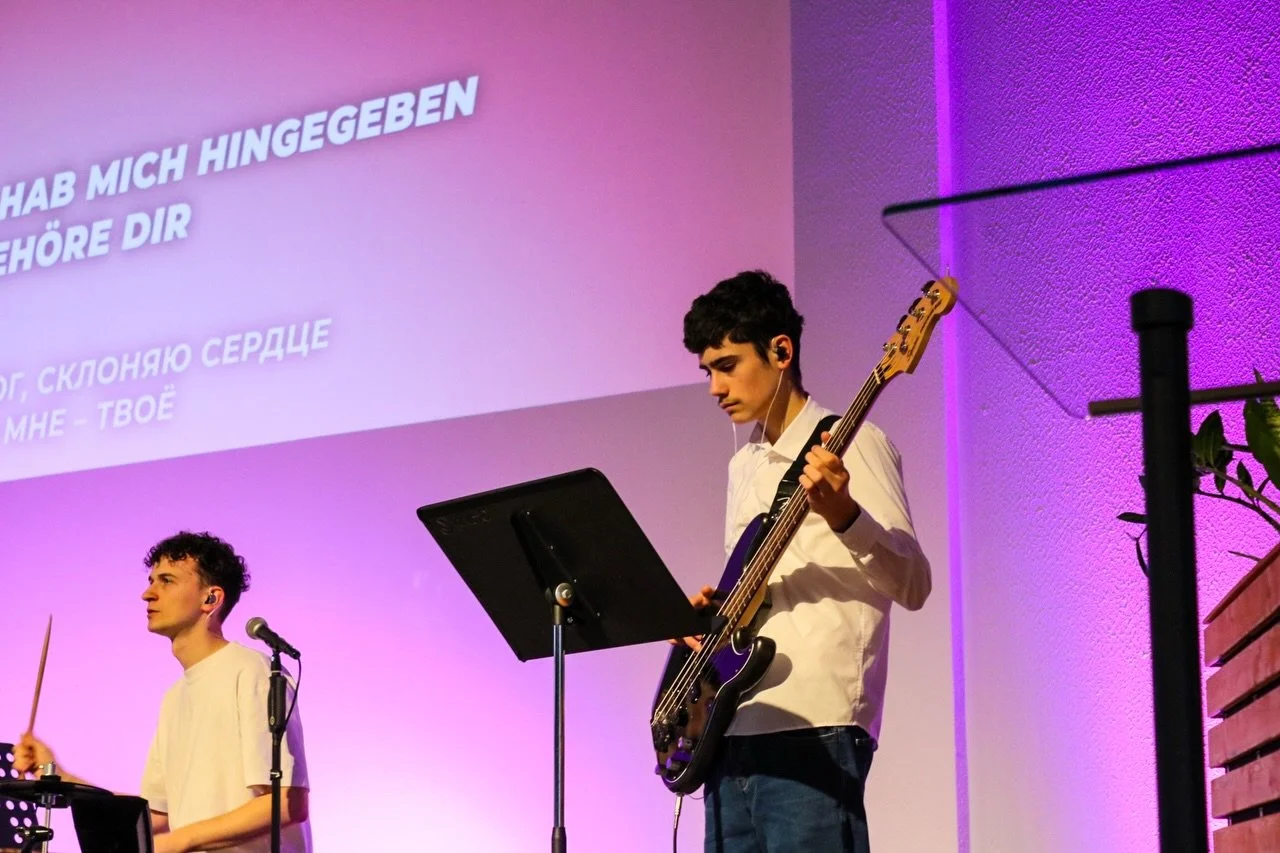 ✨ Erweckungskonferenz 2026 ✨

Ein Tag voller Hoffnung, Leidenschaft und neuer Hingabe. Gemeinsam durften wir Gottes Gegenwart erleben, Herzen wurden ber&uuml;hrt, Glauben neu entfacht und Visionen geboren. 🔥

Dieser Tag erinnert uns: Erweckung begin