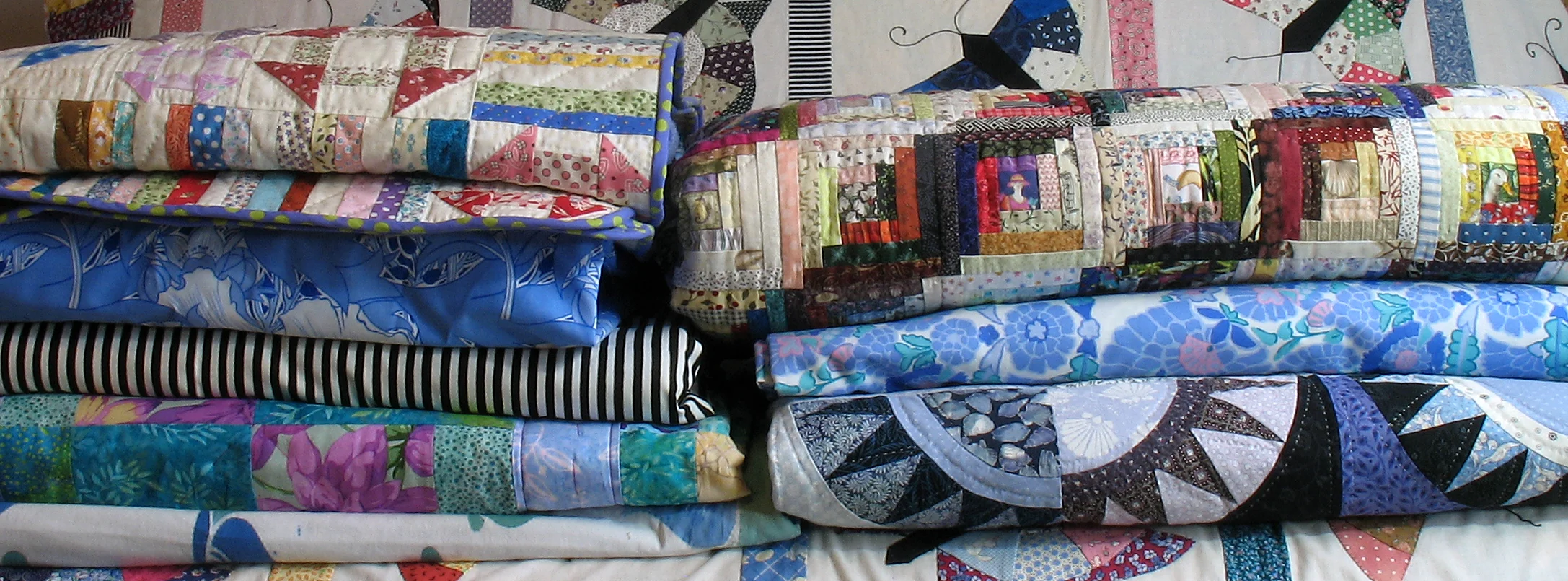A stack o' quilts!