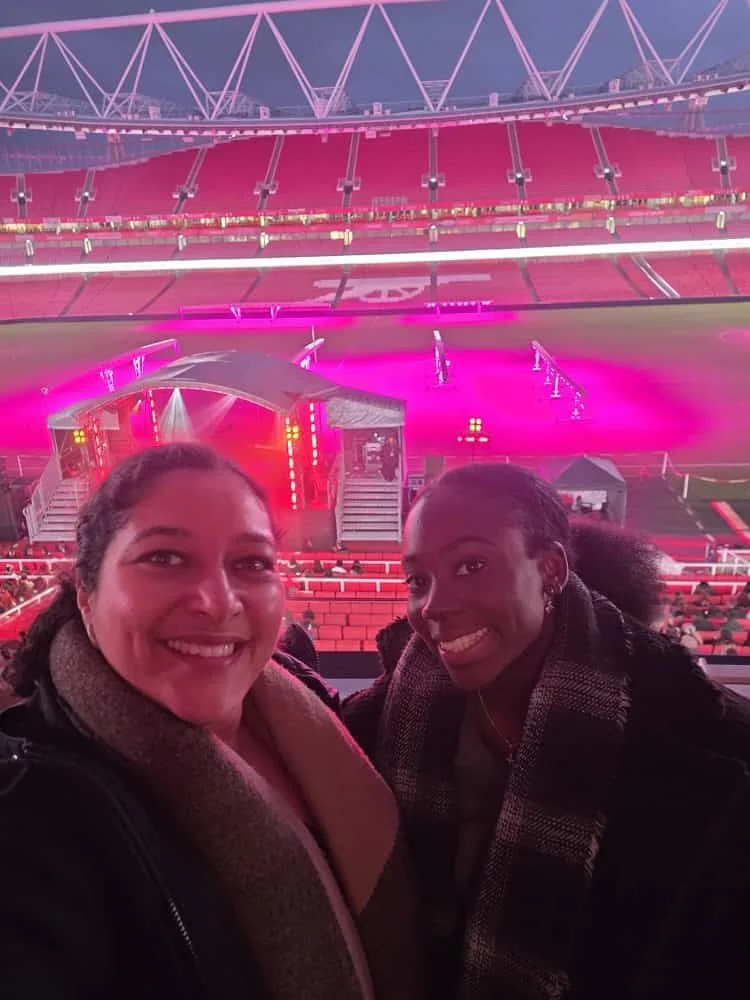 Happy 5th Anniversary @10000blackinterns π
What a way to celebrate #10kin5!