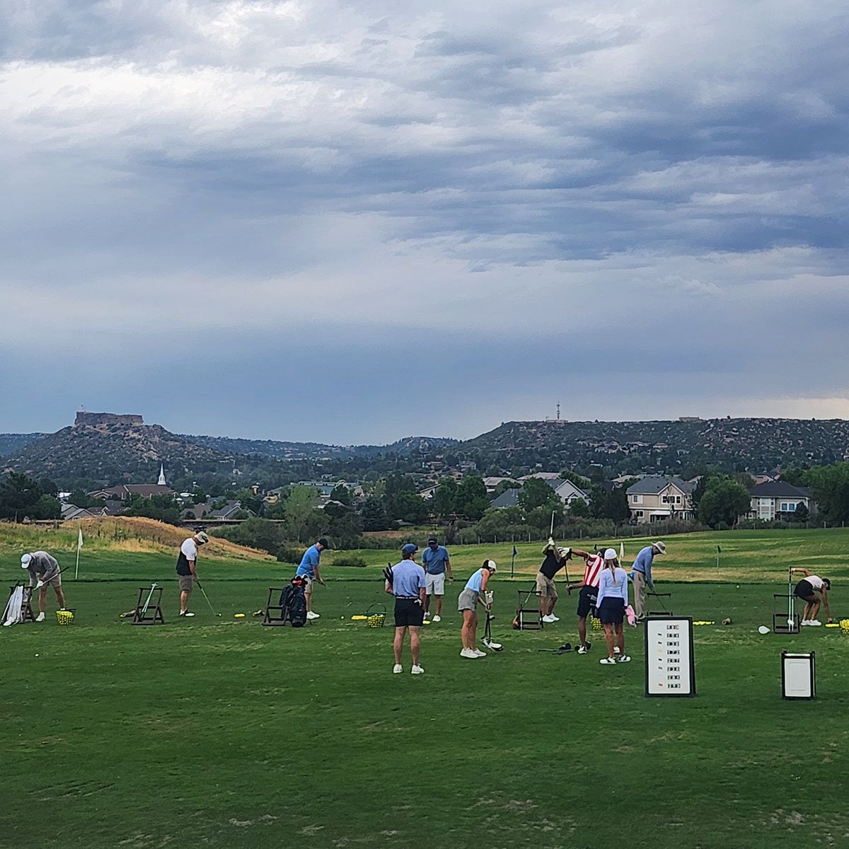 Putting.jpg