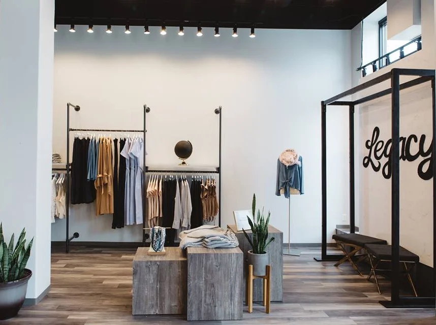 We're excited to announce the opening of Queen Anna, North Loop's newest fashion boutique