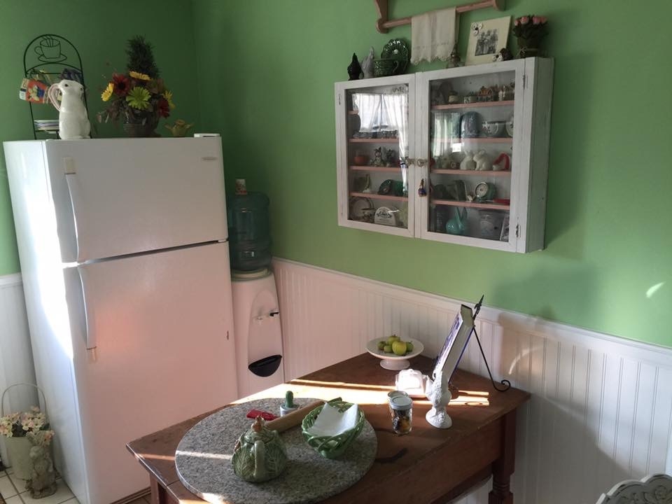 Cottage kitchen referigerator water cooler