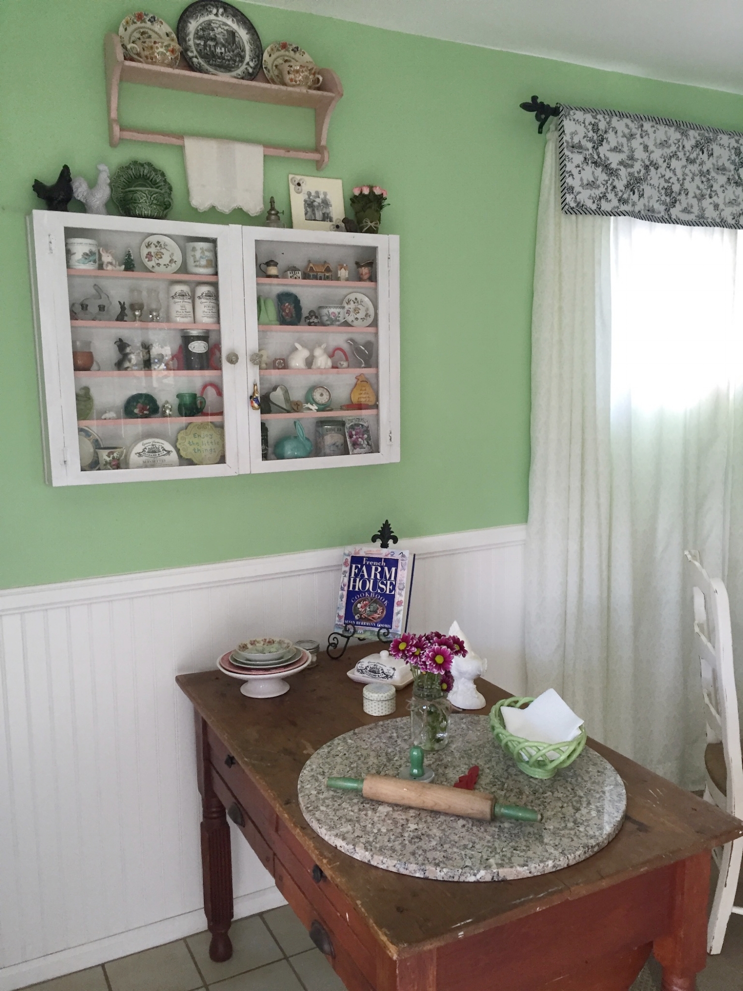 Cottage special touches