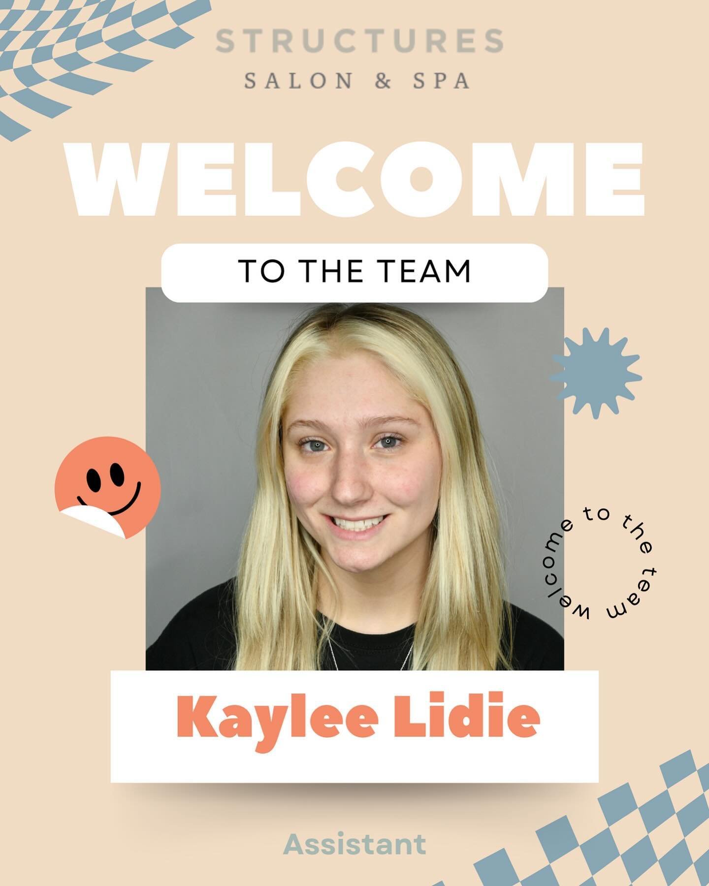 🥳Let&rsquo;s give a warm welcome to our new assistant Kaylee! She is a student at the Temple school, and is eager to learn more about hair at Structures! Welcome Kaylee!!🥳