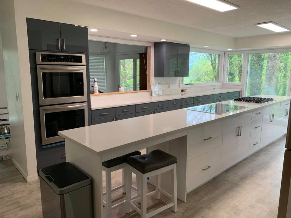 Large Modern Kitchen in Dalton, Georgia