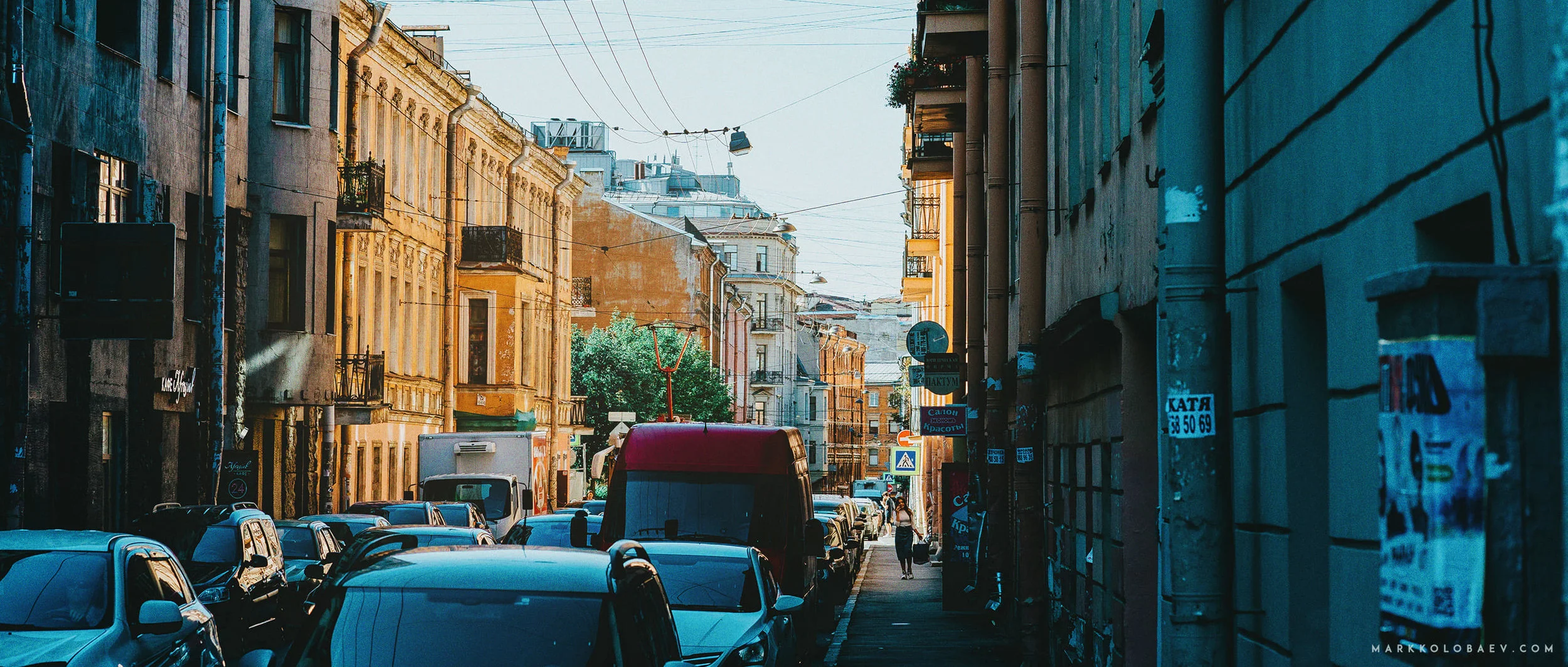  In St. Petersburg there are a lot of small streets, I could find amazing light there! 