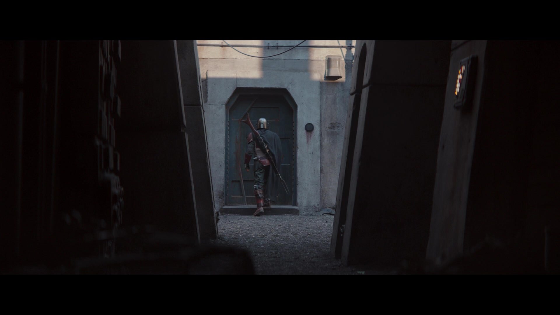 the-mandalorian1x01_0963.jpg