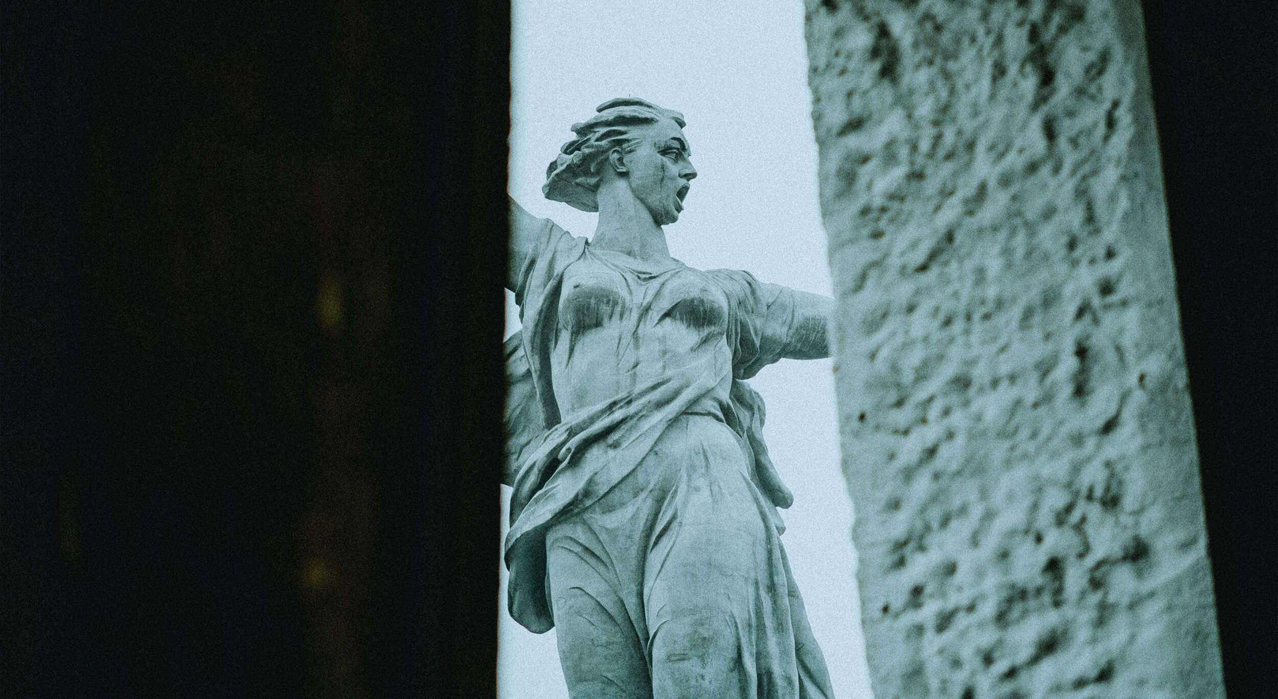  The work of sculptor Yevgeny Vuchetich and engineer Nikolai Nikitin is an 85-metre (279 ft) figure of a woman stepping forward with a raised sword. The statue is an allegorical image of the Motherland, which calls on its sons and daughters to repuls