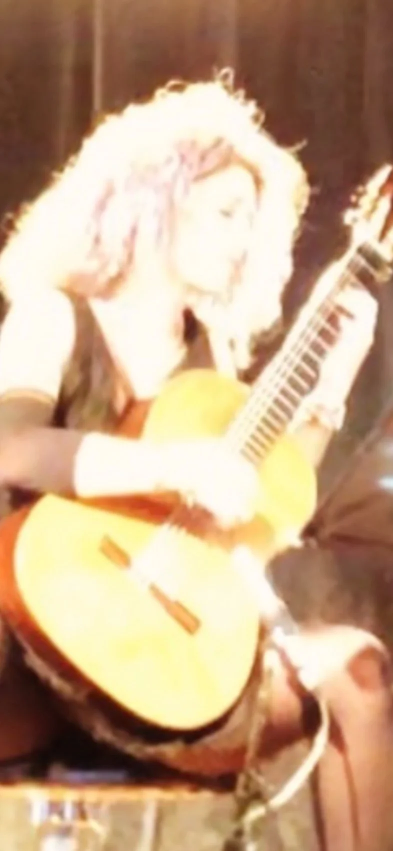 ELENA &amp; GUITAR LIVE @ CHARLOTTE