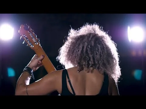 Elena Zucchini plays La Negra by Antonio Lauro
