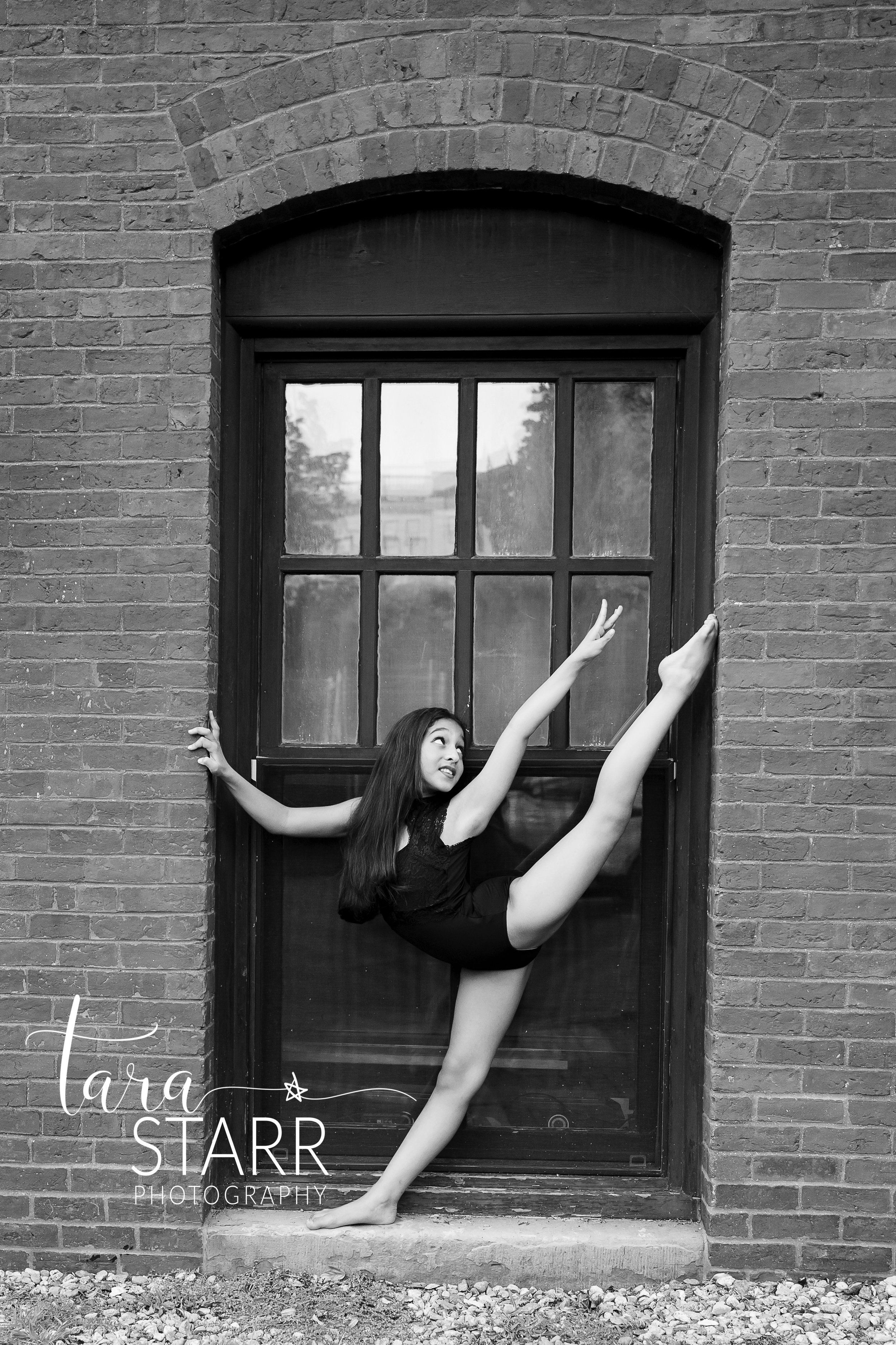 Dancer Bianca 8-22-28.jpg