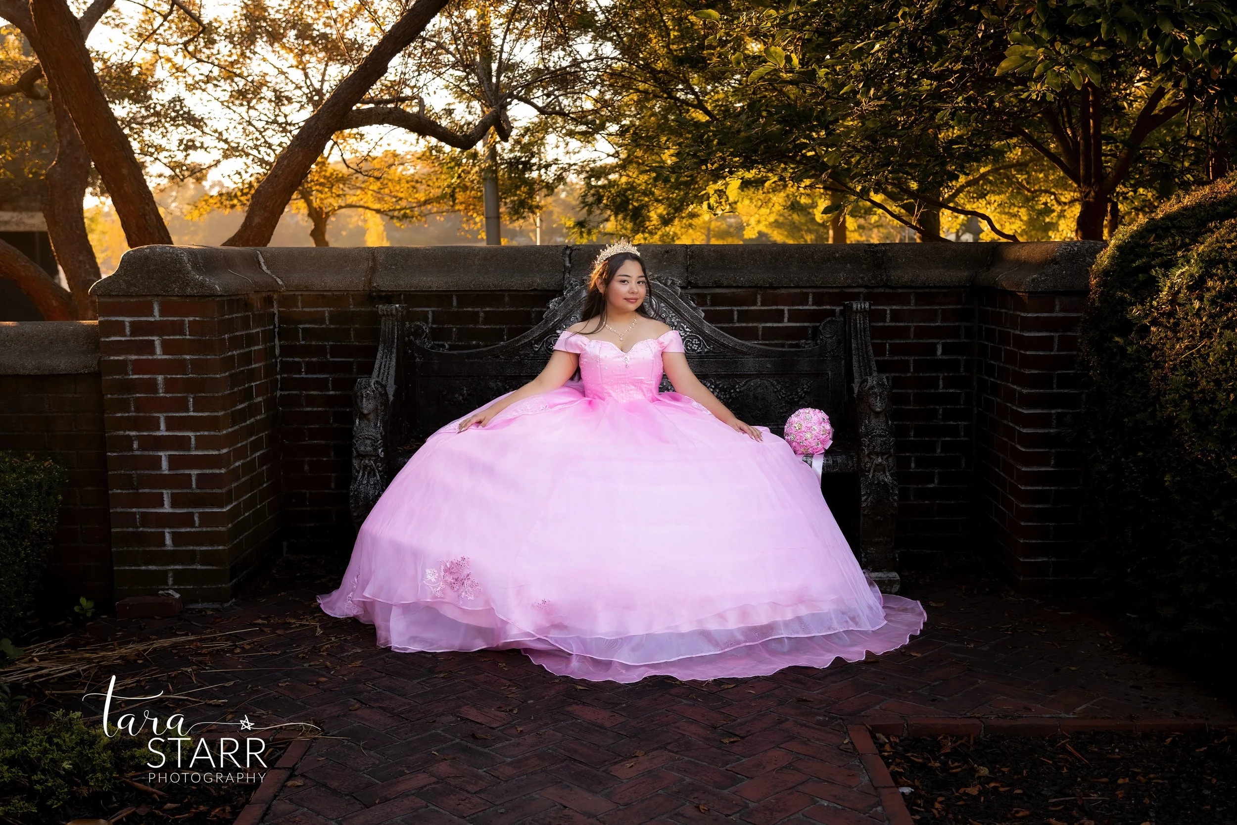 TSPQuinceanera Photos -13-TPZ-Focus.jpg