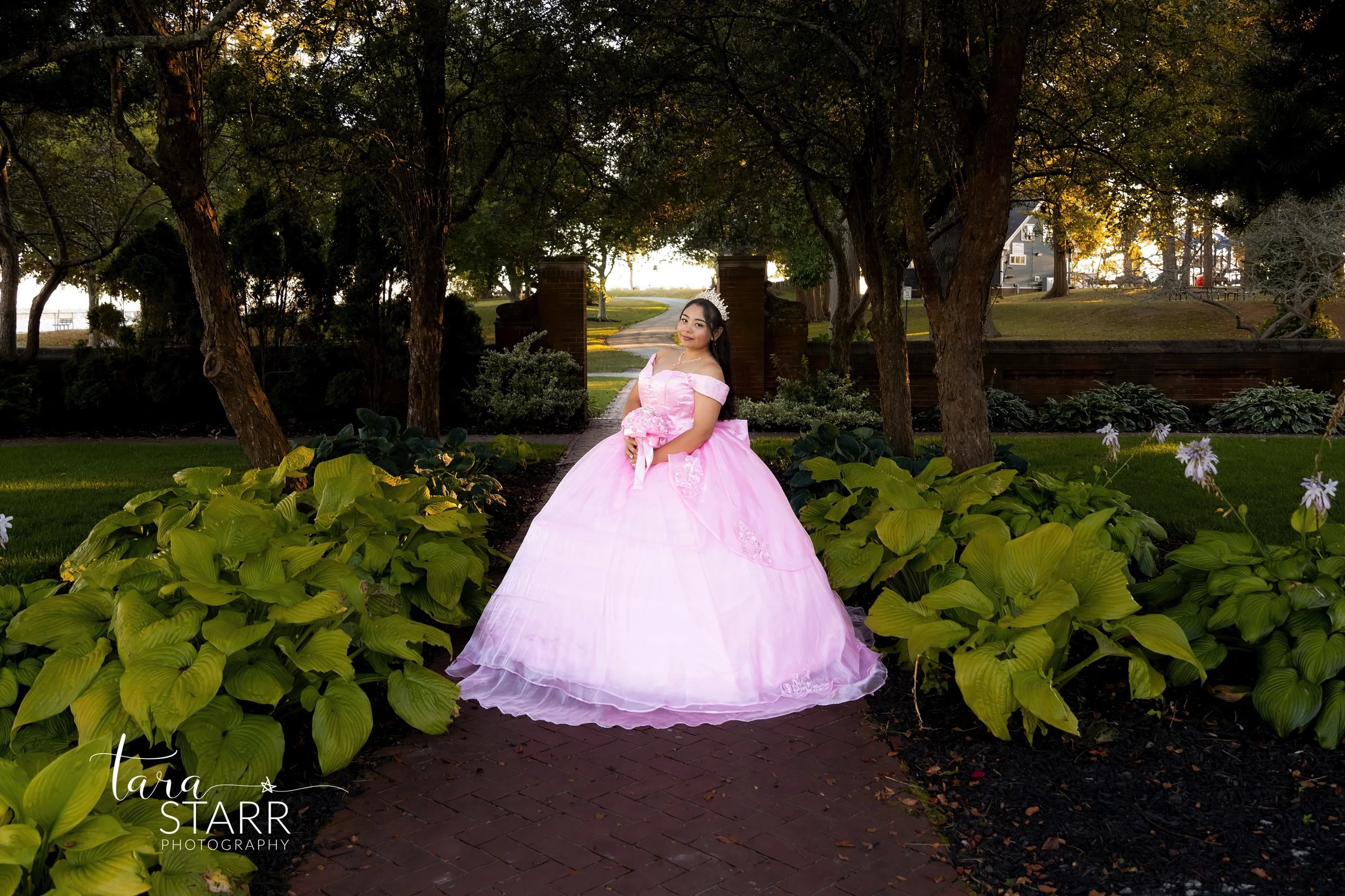 TSPQuinceanera Photos -22-TPZ-Focus.jpg