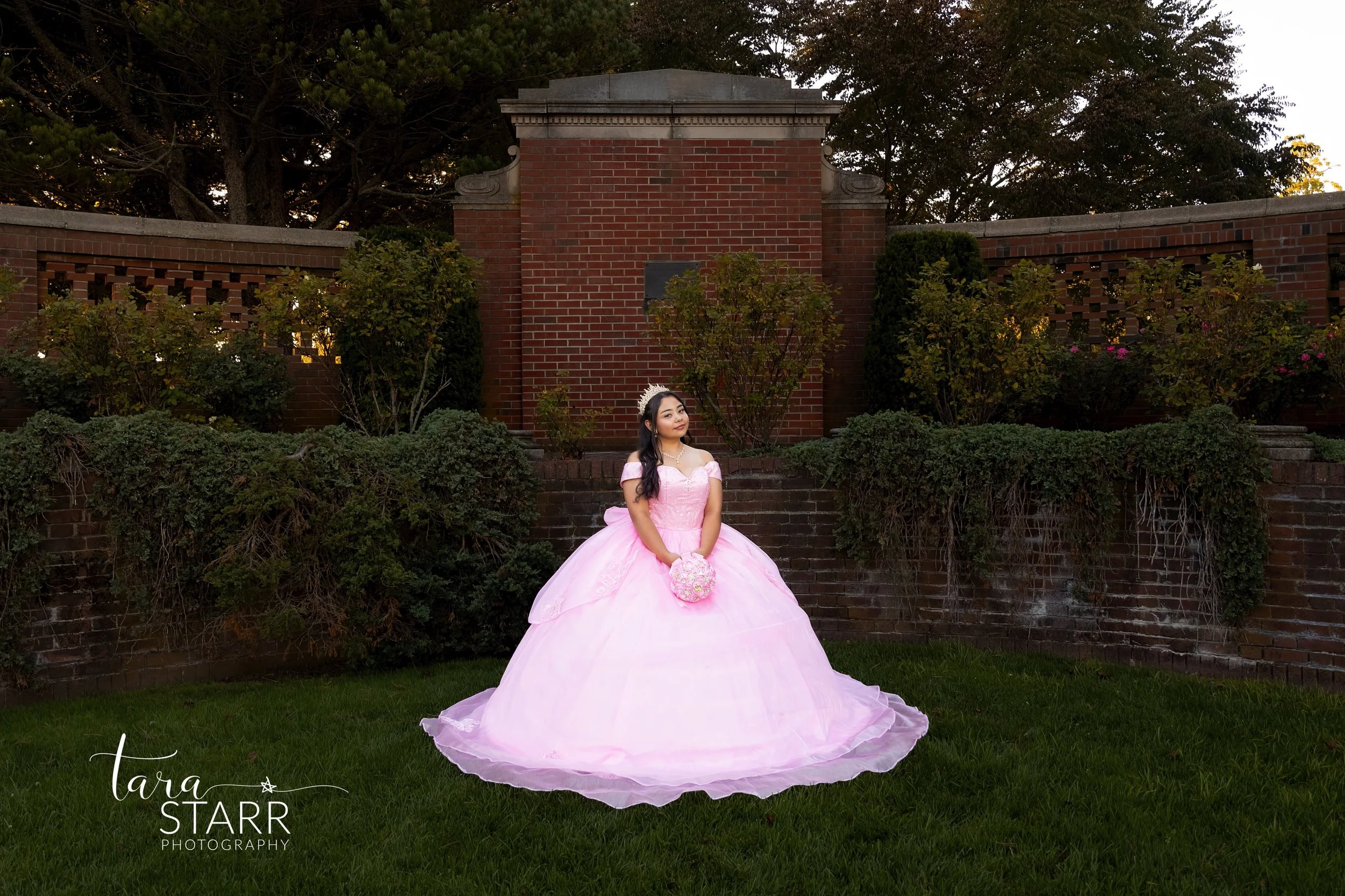 TSPQuinceanera Photos -27-TPZ-Focus.jpg