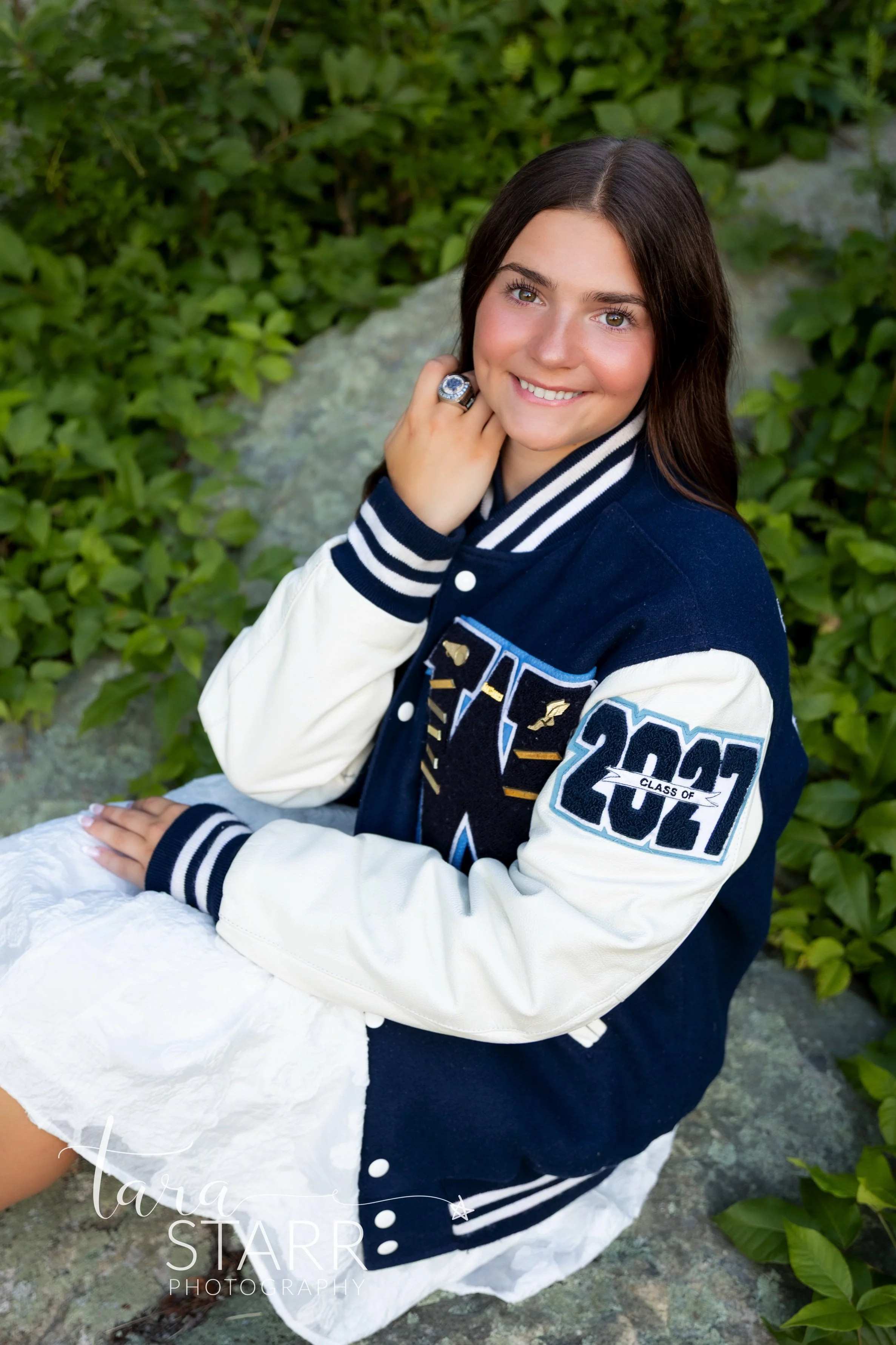 Liv Senior Session 7-26-43.jpg