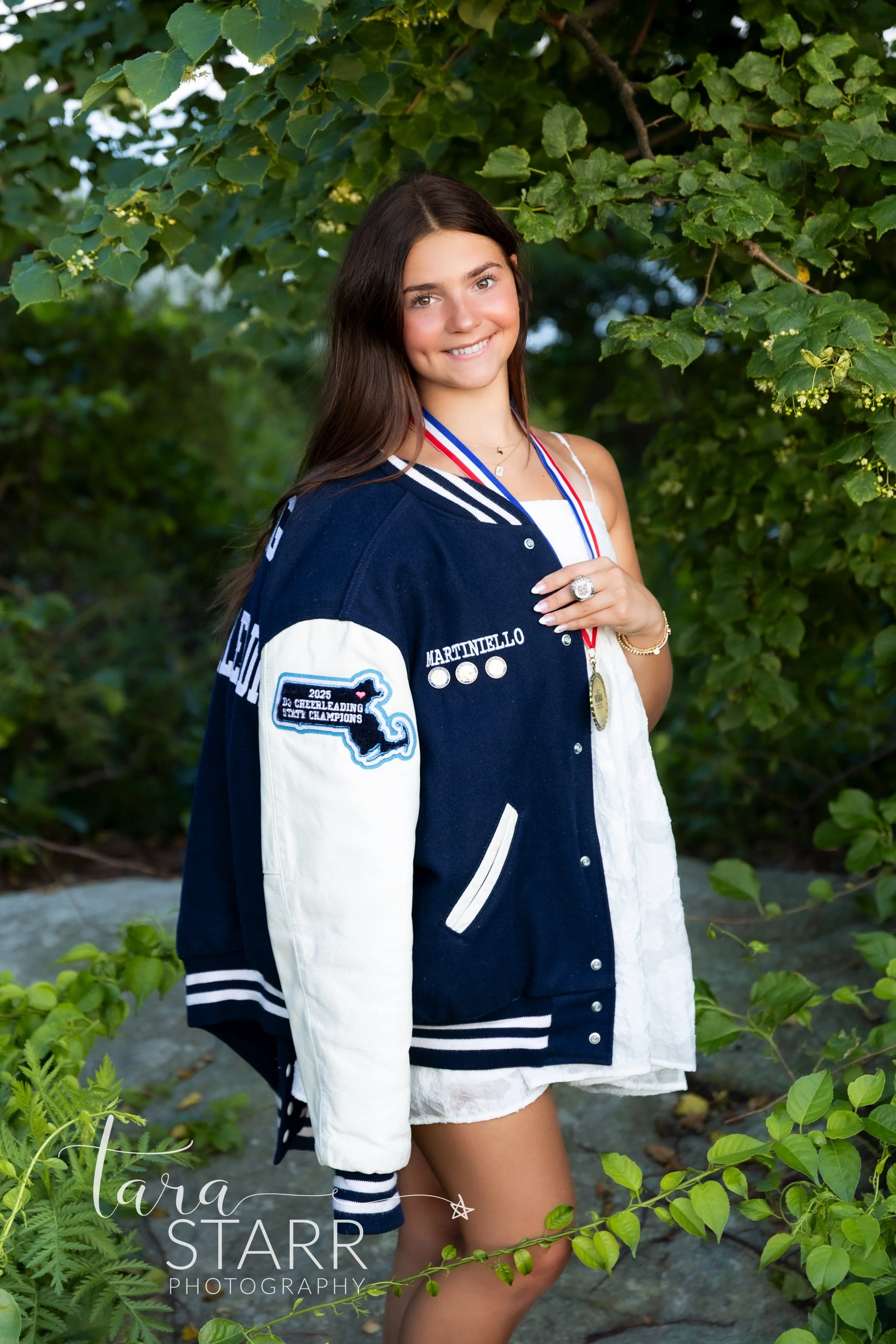 Liv Senior Session 7-26-49.jpg
