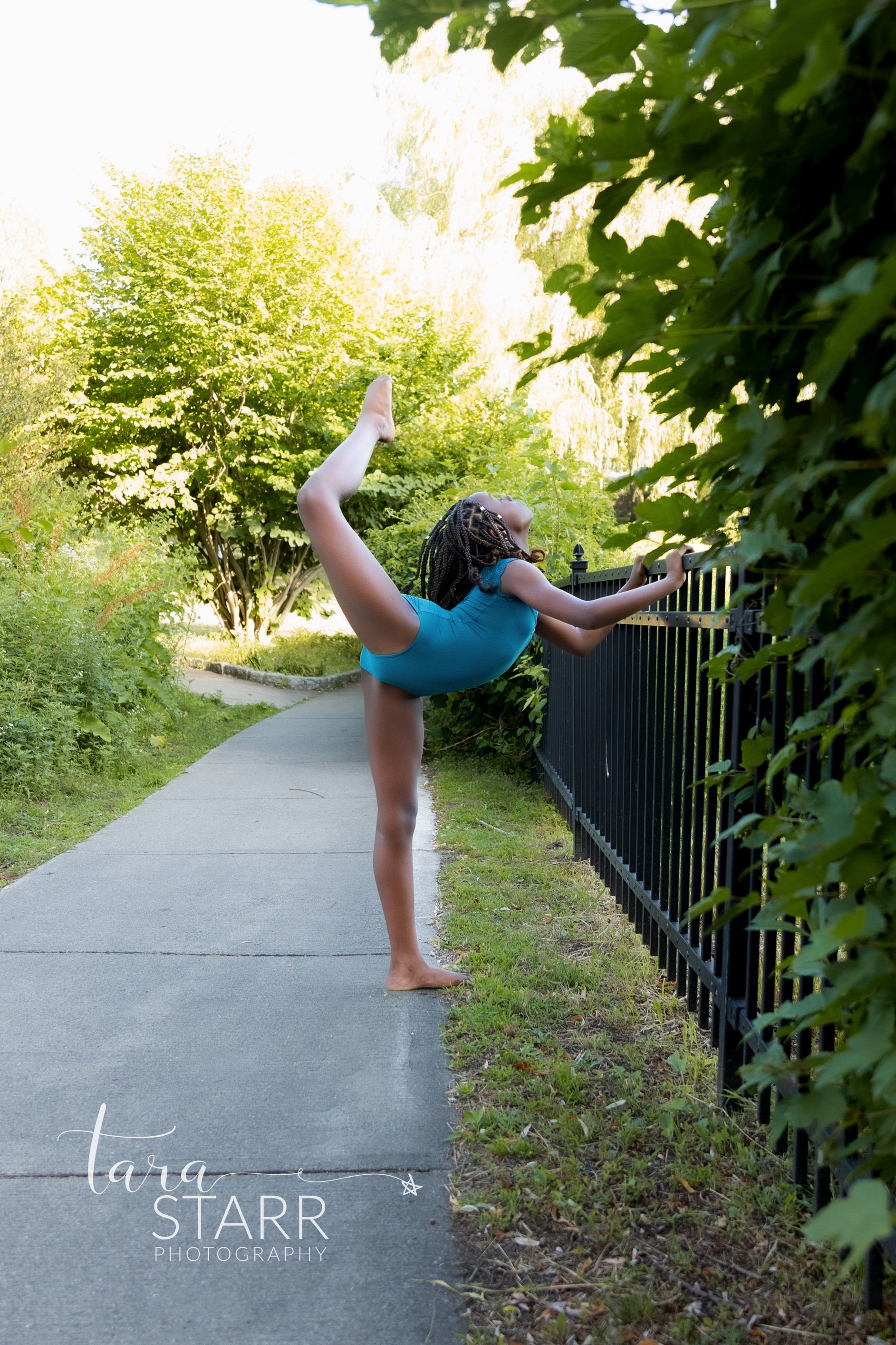 Dancer Sesion Mya 7-26-28.jpg