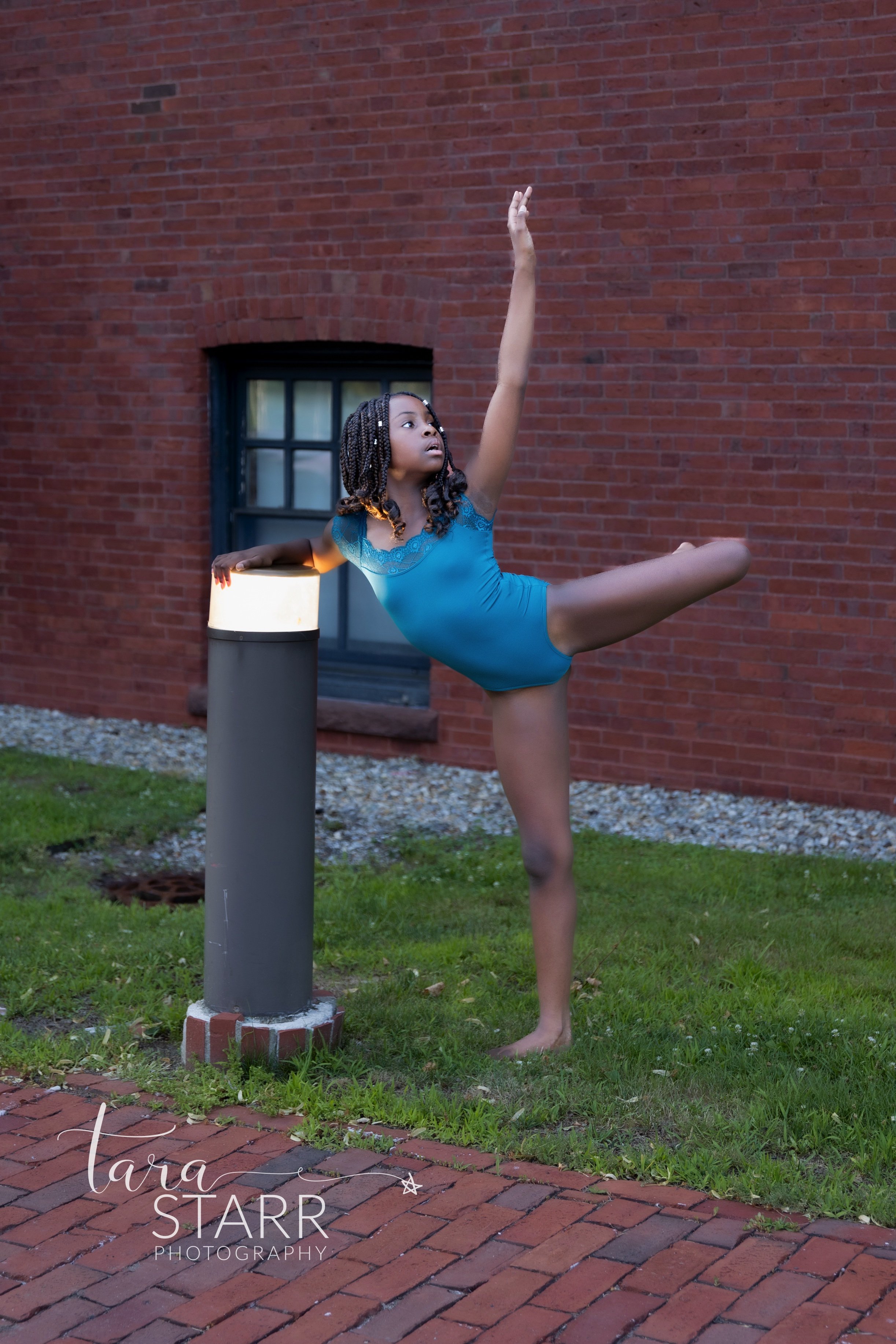 Dancer Sesion Mya 7-26-40.jpg