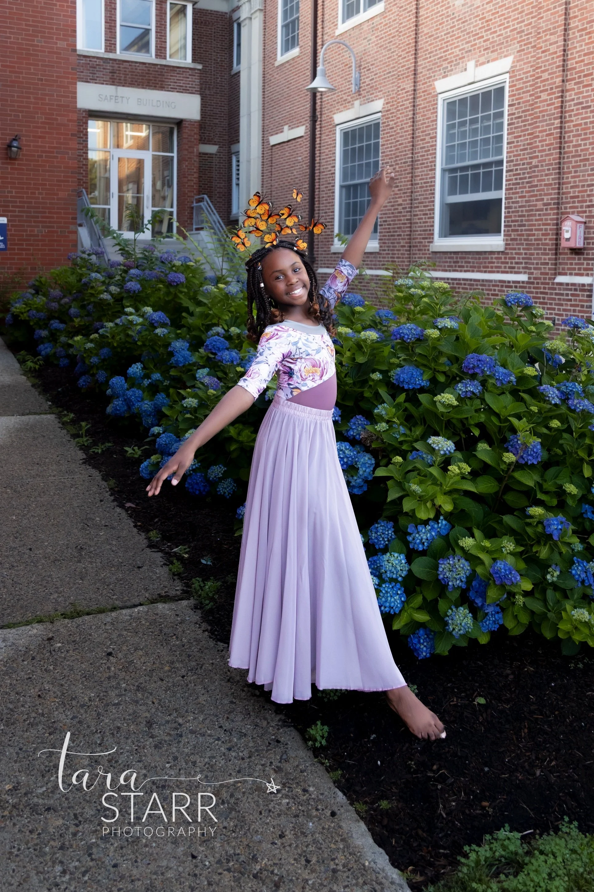 Dancer Sesion Mya 7-26-53.jpg