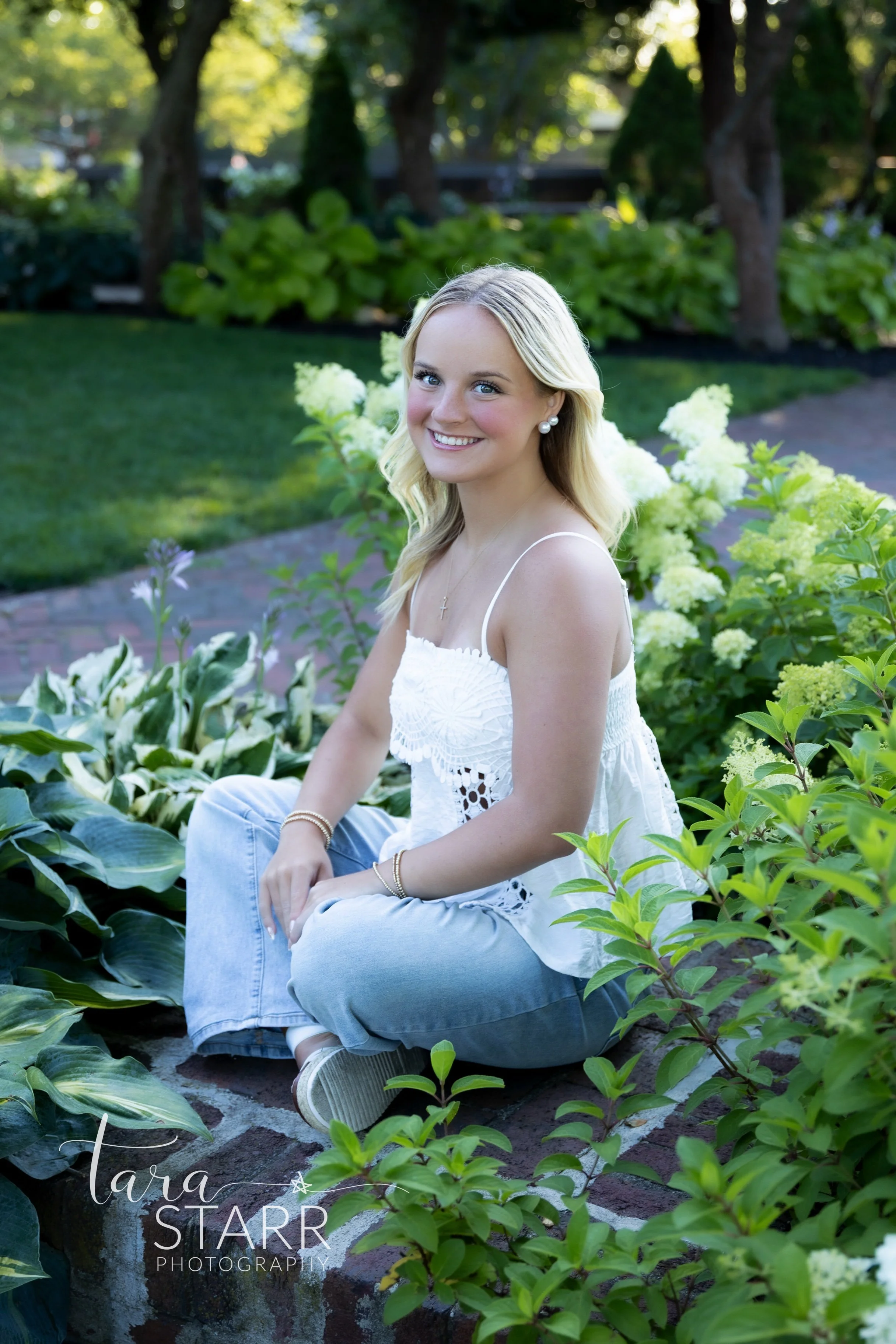 Brooke Senior Photos 7-26-57.jpg
