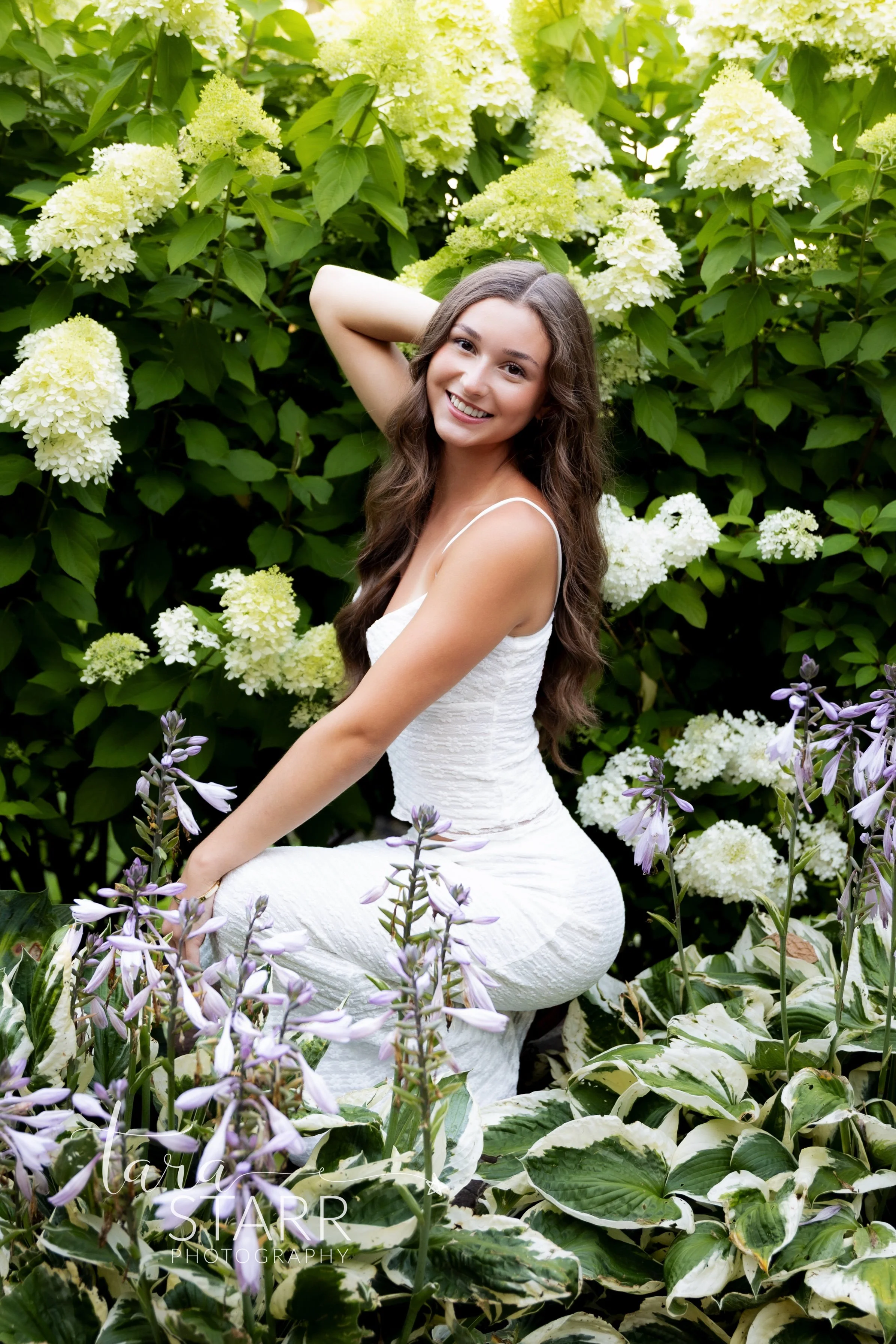 Senior Photo session -Ava 8-26-27.jpg