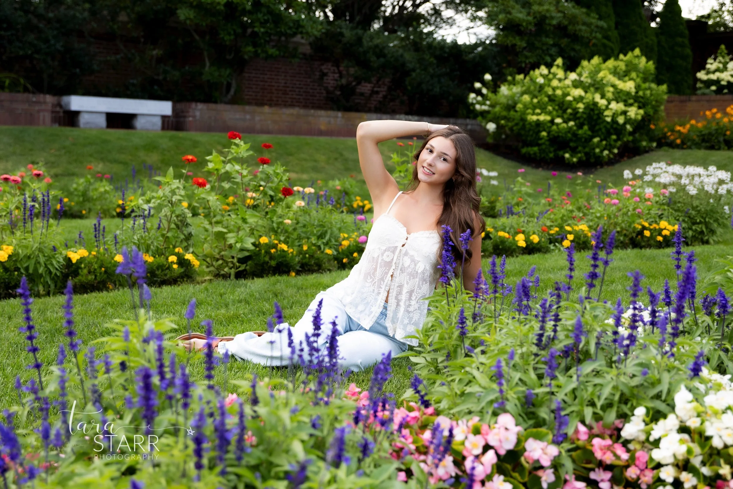 Senior Photo session -Ava 8-26-69.jpg