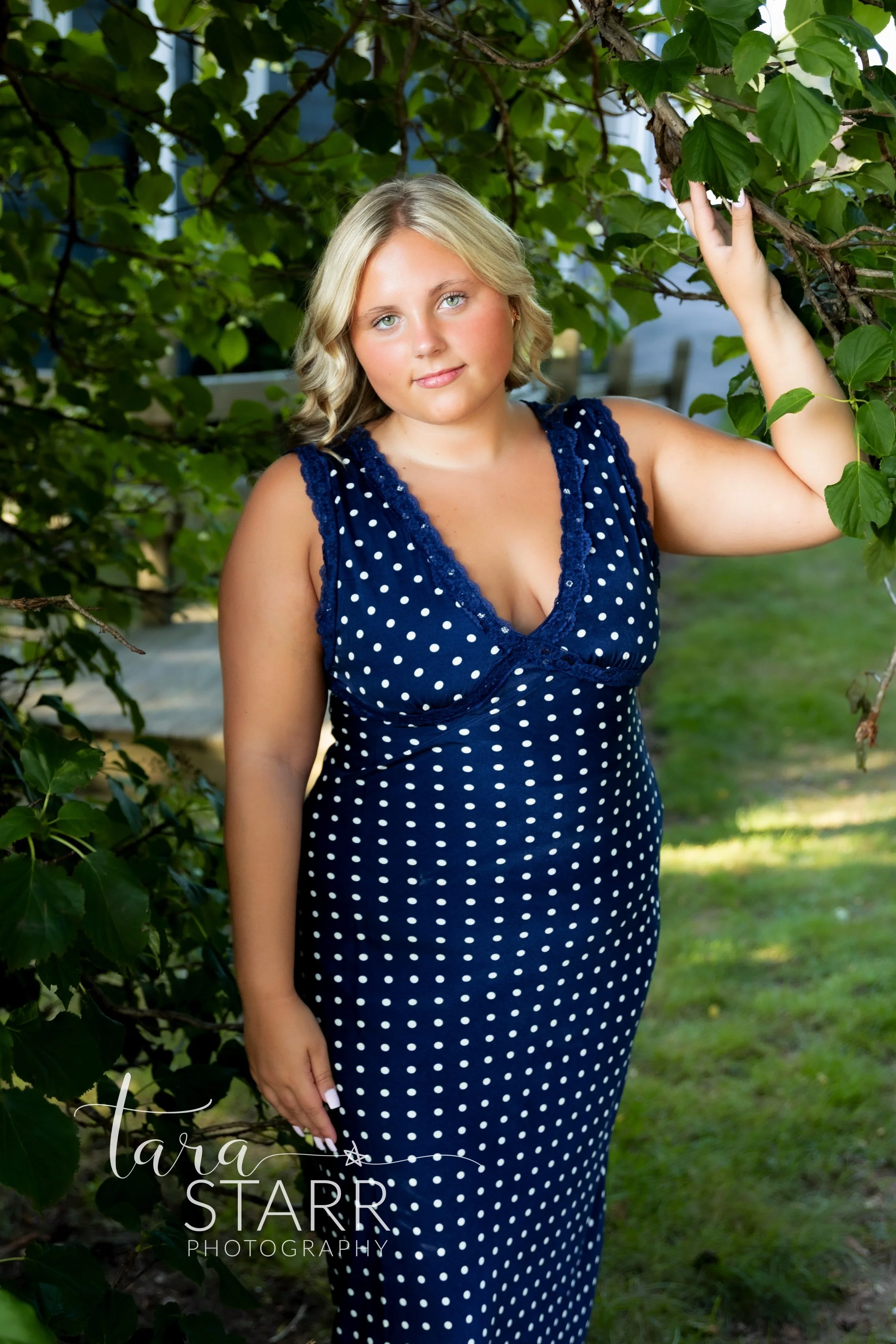 Senior Photo Session- Viv-10.jpg