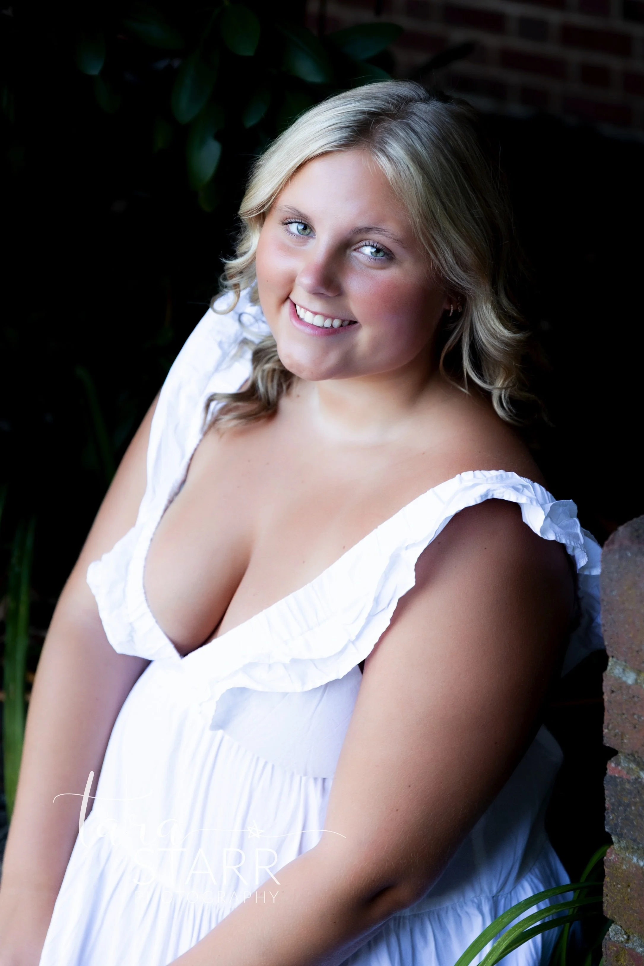 Senior Photo Session- Viv-60.jpg