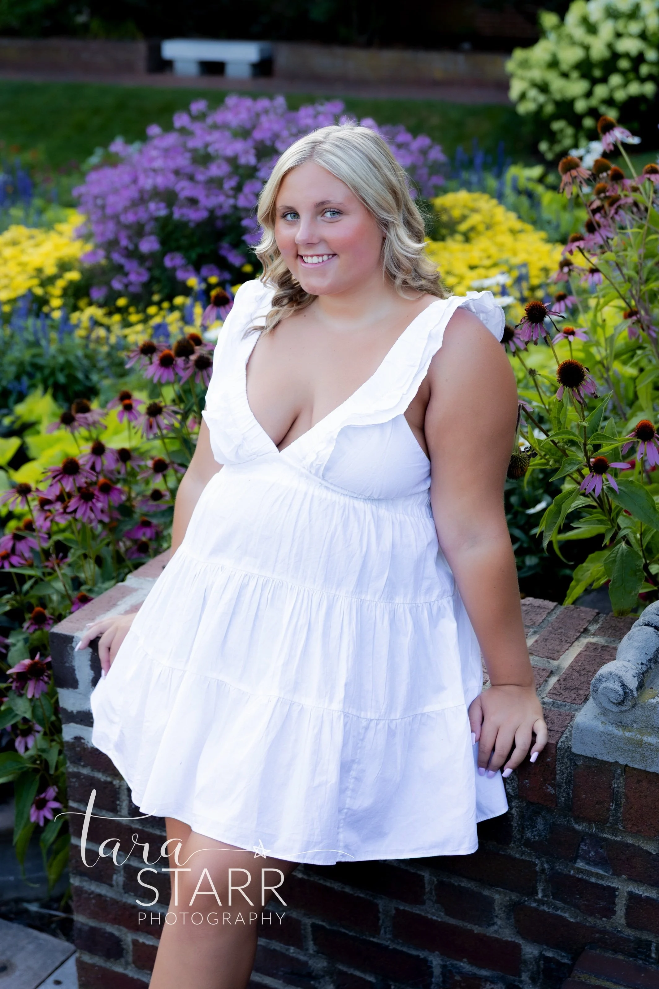 Senior Photo Session- Viv-65.jpg
