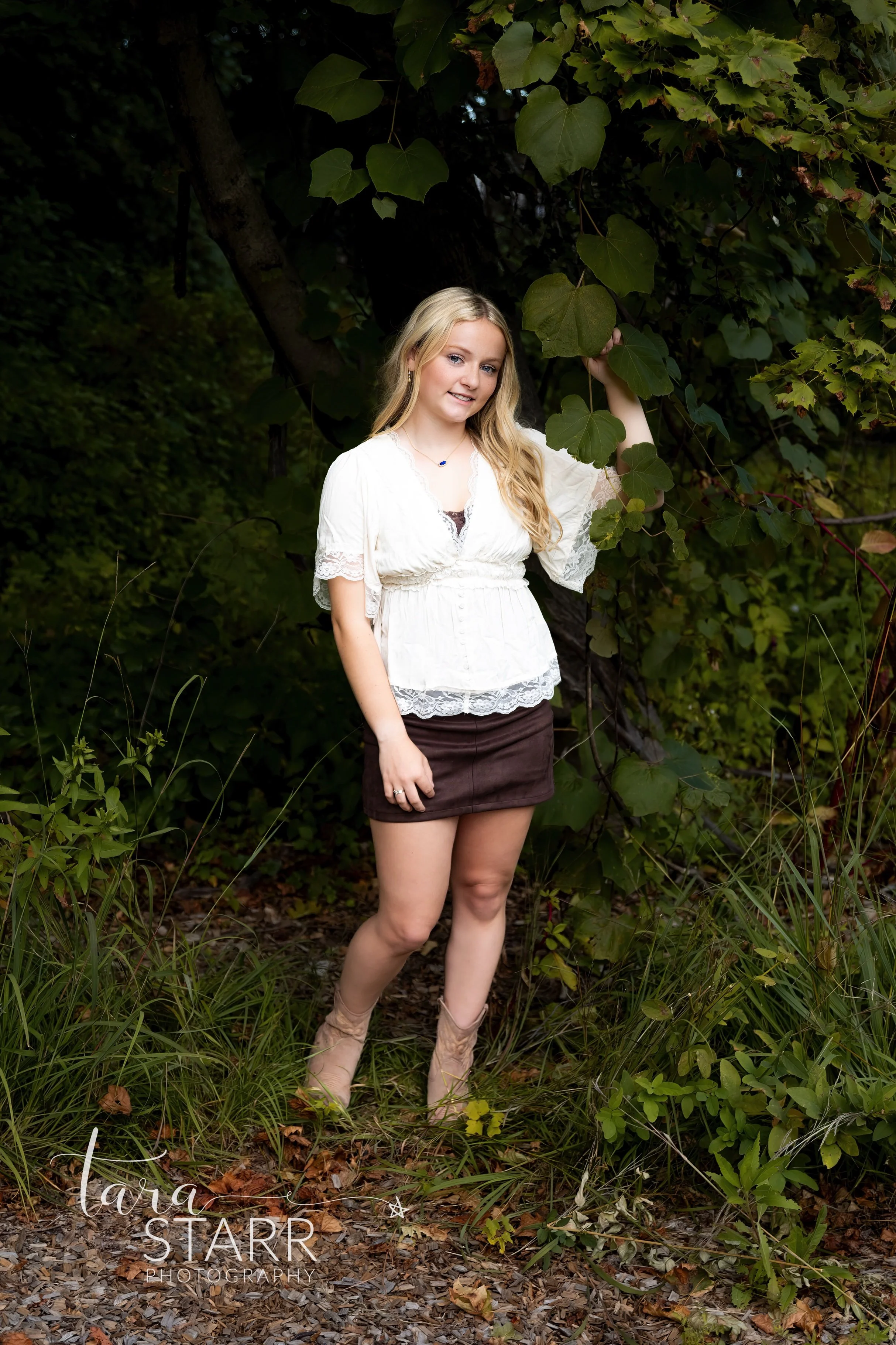 TSPSenior Session 9-26*-43-TPZ-Focus.jpg