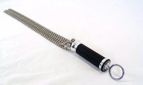Axovus BallChain Flogger