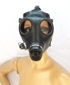 Axovus Gas Mask Kink Or Toys