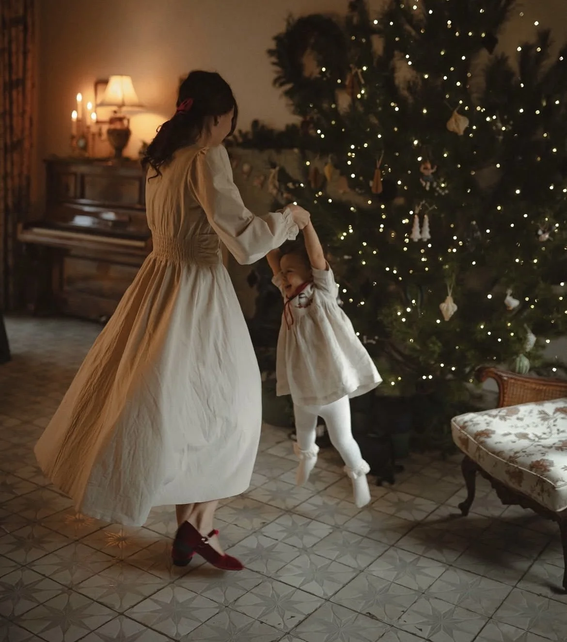 Piano and Pine Christmas Mini Sessions, Charlotte NC