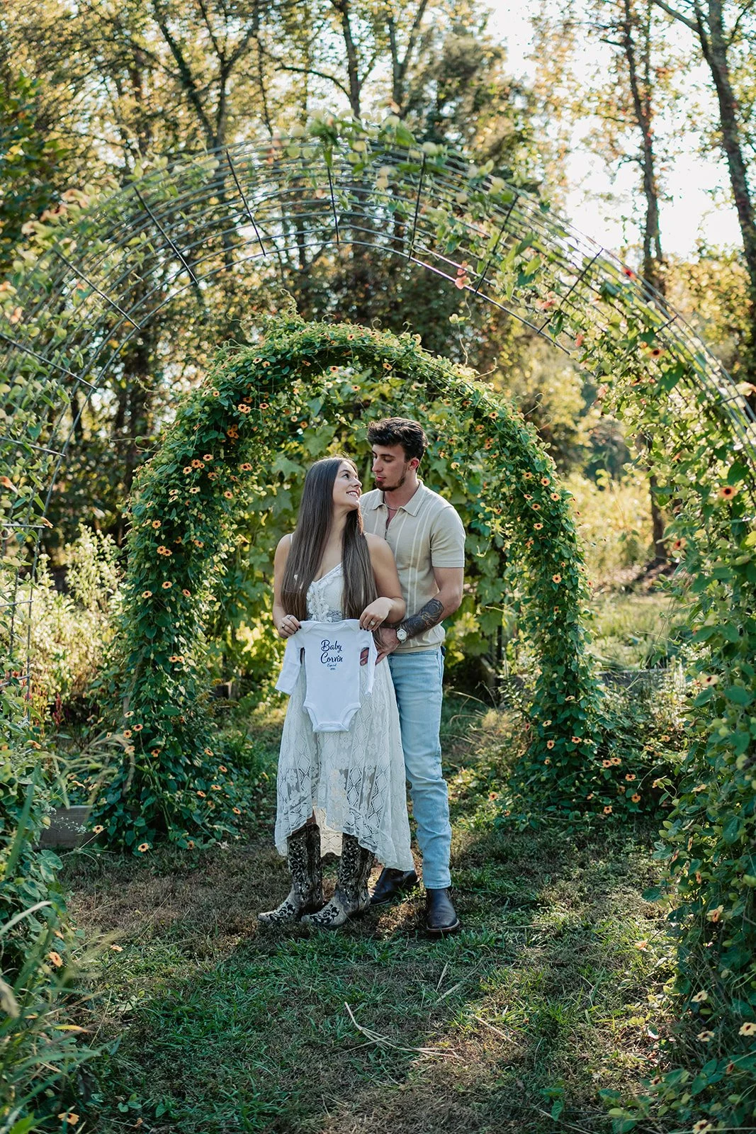 Pregnancy Announcement Session - Ash Nichole Photos-893736_websize.jpg