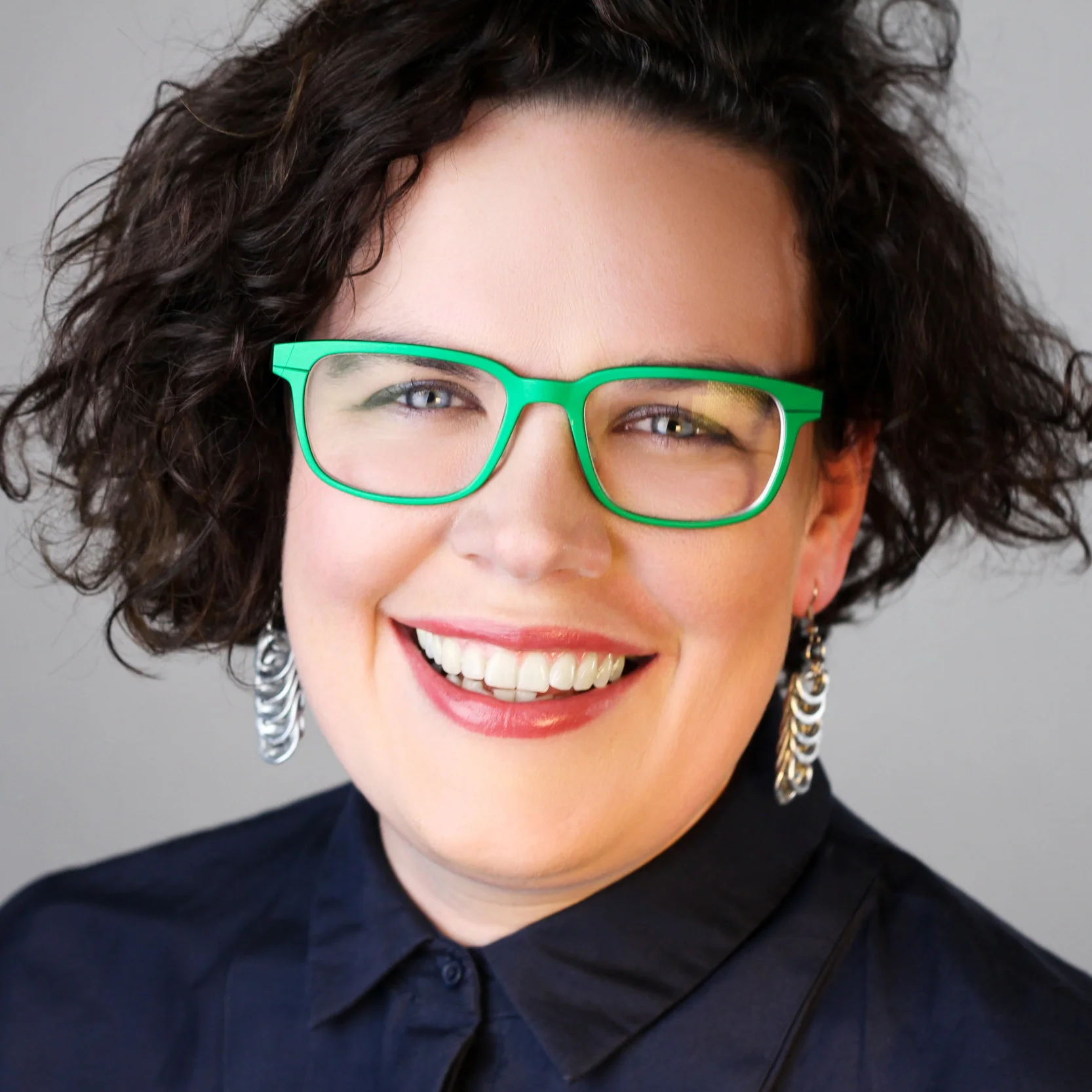 Alice E Williamson Headshot.jpg