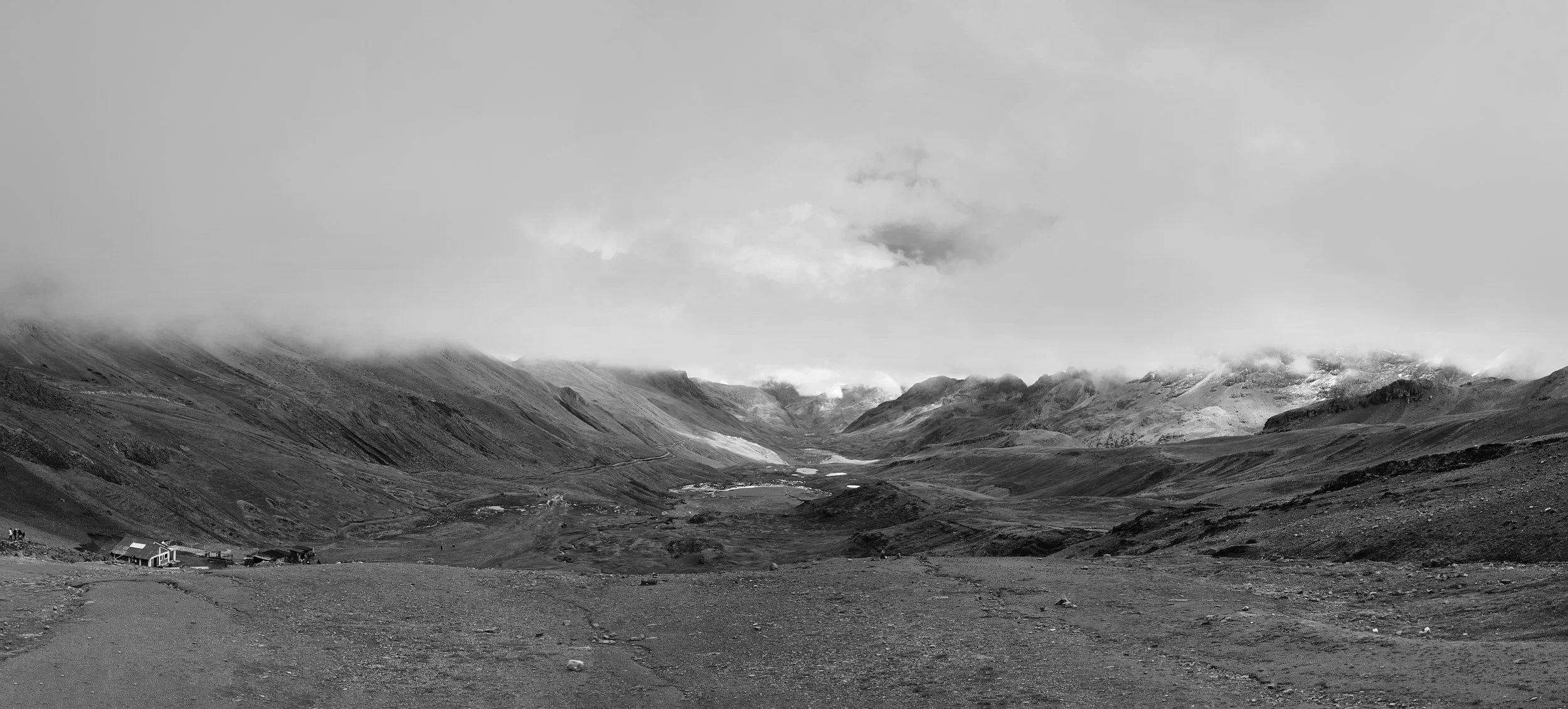 Rainbow mountian_2_BW.jpg