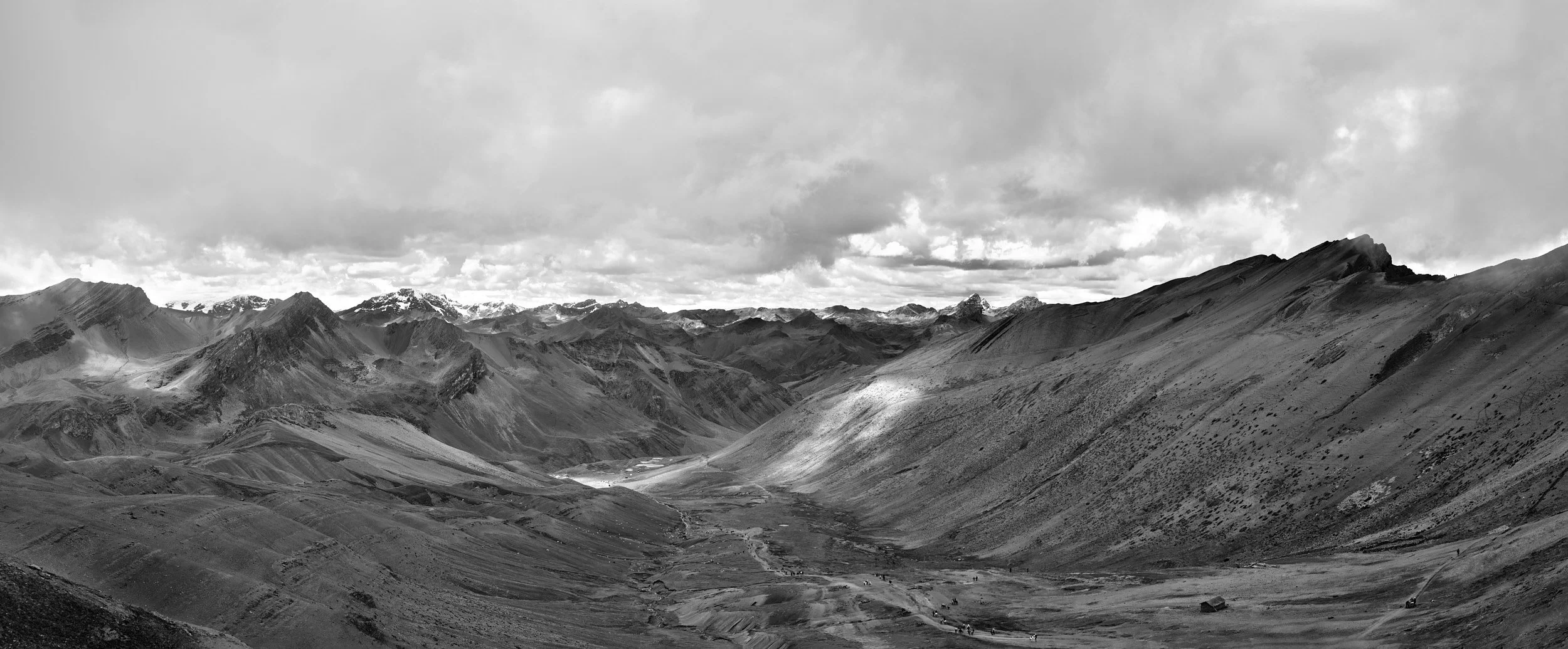 Rainbow mountian_BW.jpg