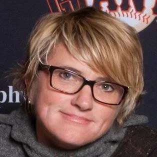RRheadshot (1).jpg