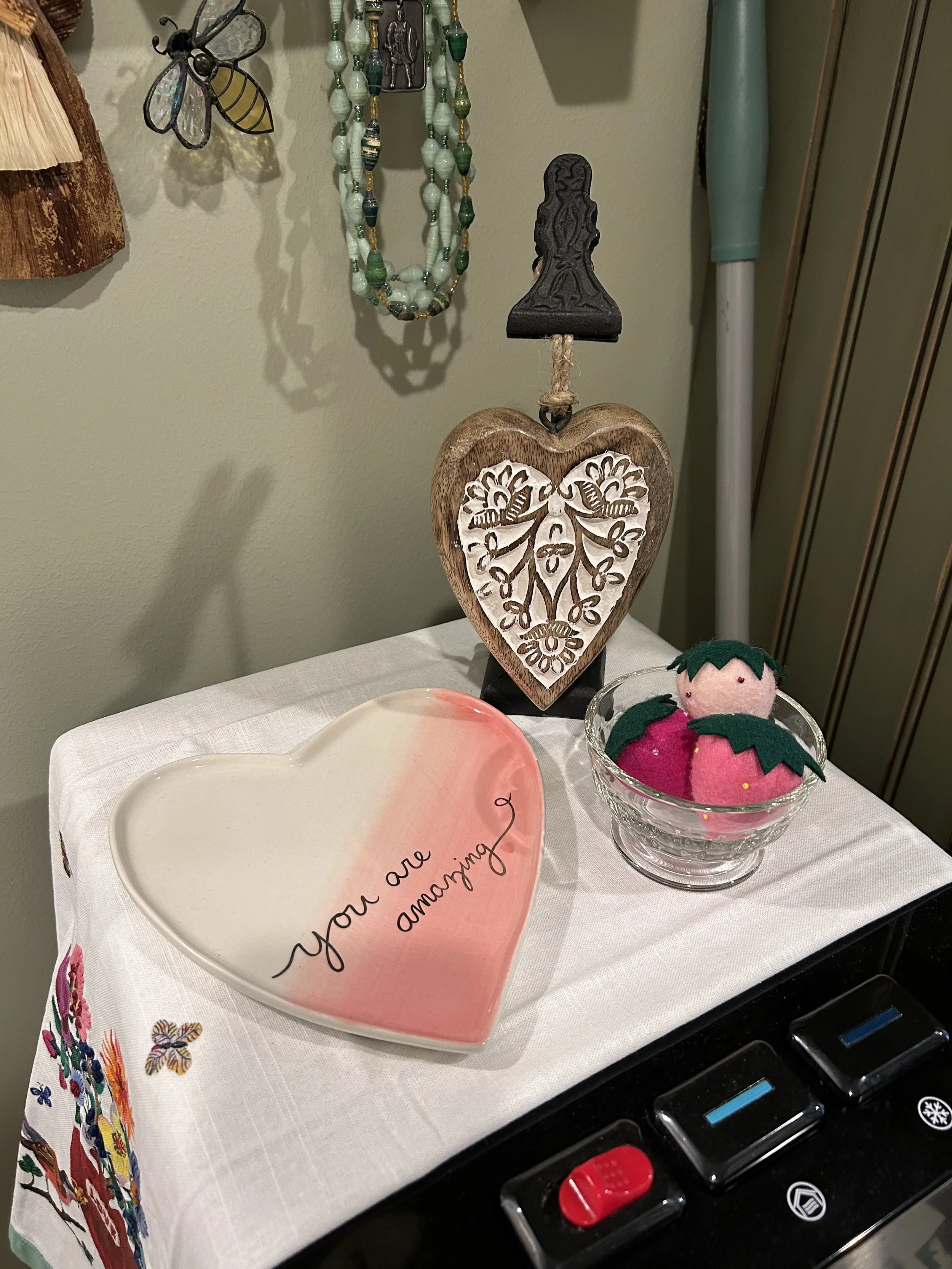 How Many Besties Do We Need?