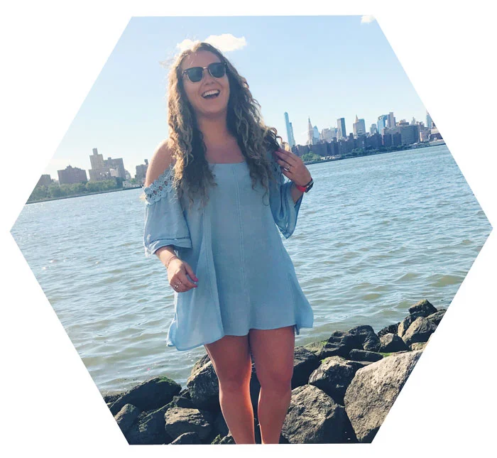 Blog-Sidebar-Image-Olivia-Beaton.jpg
