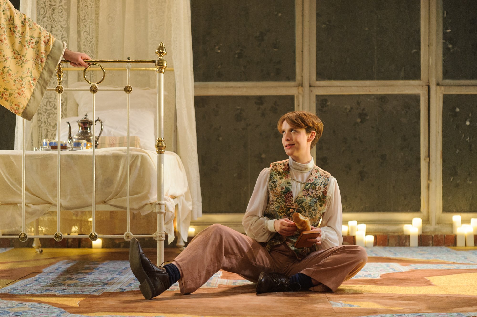 Earnest_Bloomshed_photo Sarah Walker-9715.jpg
