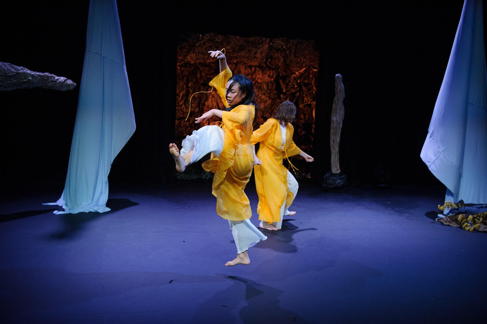 A Certain Mumble_photo Sarah Walker-1614.jpg
